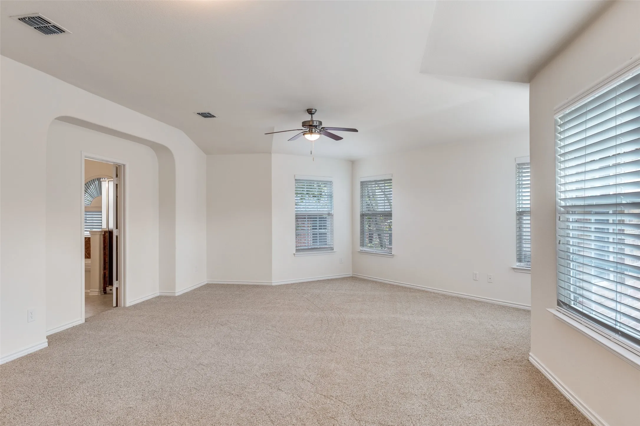 Single Family Residence For Rent in Collin County , 2025 Testament Trail, Plano, Texas 75074, 4 Bedroom, 3 Bathroom, 2 Garage spaces, 3,411 Sqft, built in 2006, mls#21375480, Real Estate Agent in Plano, Homes For Rent in Collin county, Homes For Rent in Plano, Realtor in Plano Texas, Real Estate Brokerage Independent Realty Texas, Luminita Cordes Realtor