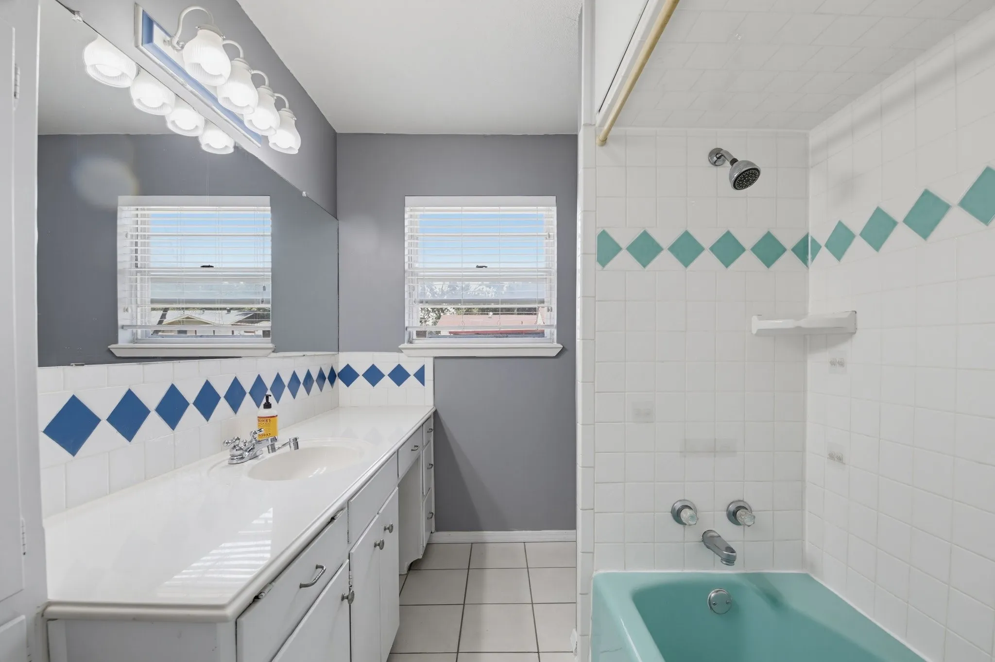 Single Family Residence For Sale in Tarrant County , 5328 Ira Street N, Haltom City, Texas 76117, 2 Bedroom, 1 Bathroom, 1 Garage spaces, 1,160 Sqft, built in 1964, mls#21374999, Real Estate Agent in Haltom City, Homes For Sale in Tarrant county, Homes For Sale in Haltom City, Realtor in Haltom City Texas, Real Estate Brokerage Independent Realty Texas, Luminita Cordes Realtor