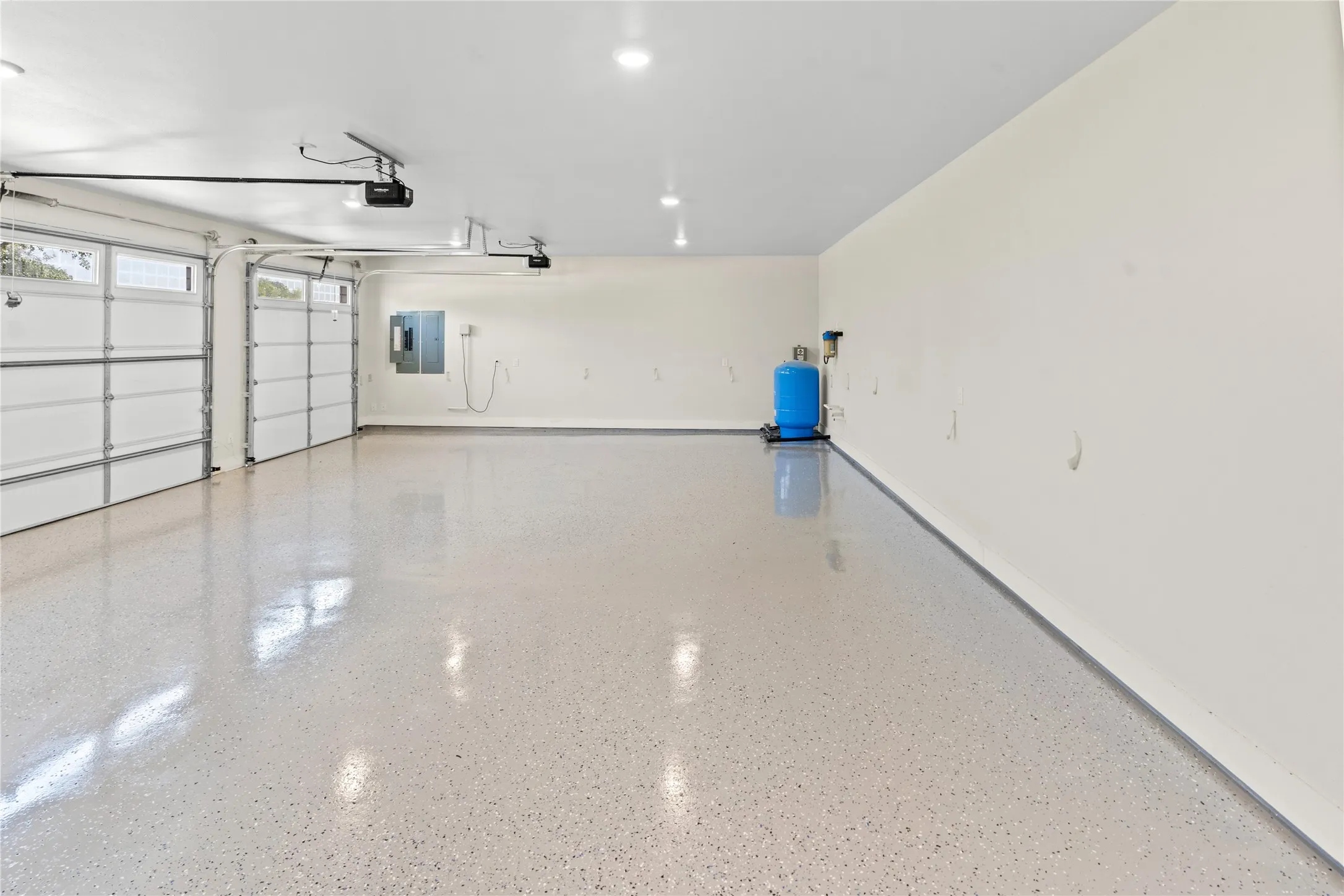 3 car garage