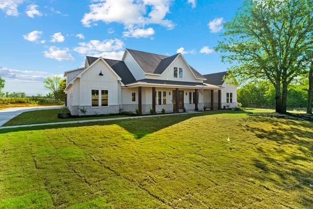 Single Family Residence For Sale in Parker County , 3470 Old Agnes Road, Weatherford, Texas 76088, 4 Bedroom, 4 Bathroom, 3 Garage spaces, 2,950 Sqft, built in 2026, mls#21375104, Real Estate Agent in Weatherford, Homes For Sale in Parker county, Homes For Sale in Weatherford, Realtor in Weatherford Texas, Real Estate Brokerage Independent Realty Texas, Luminita Cordes Realtor