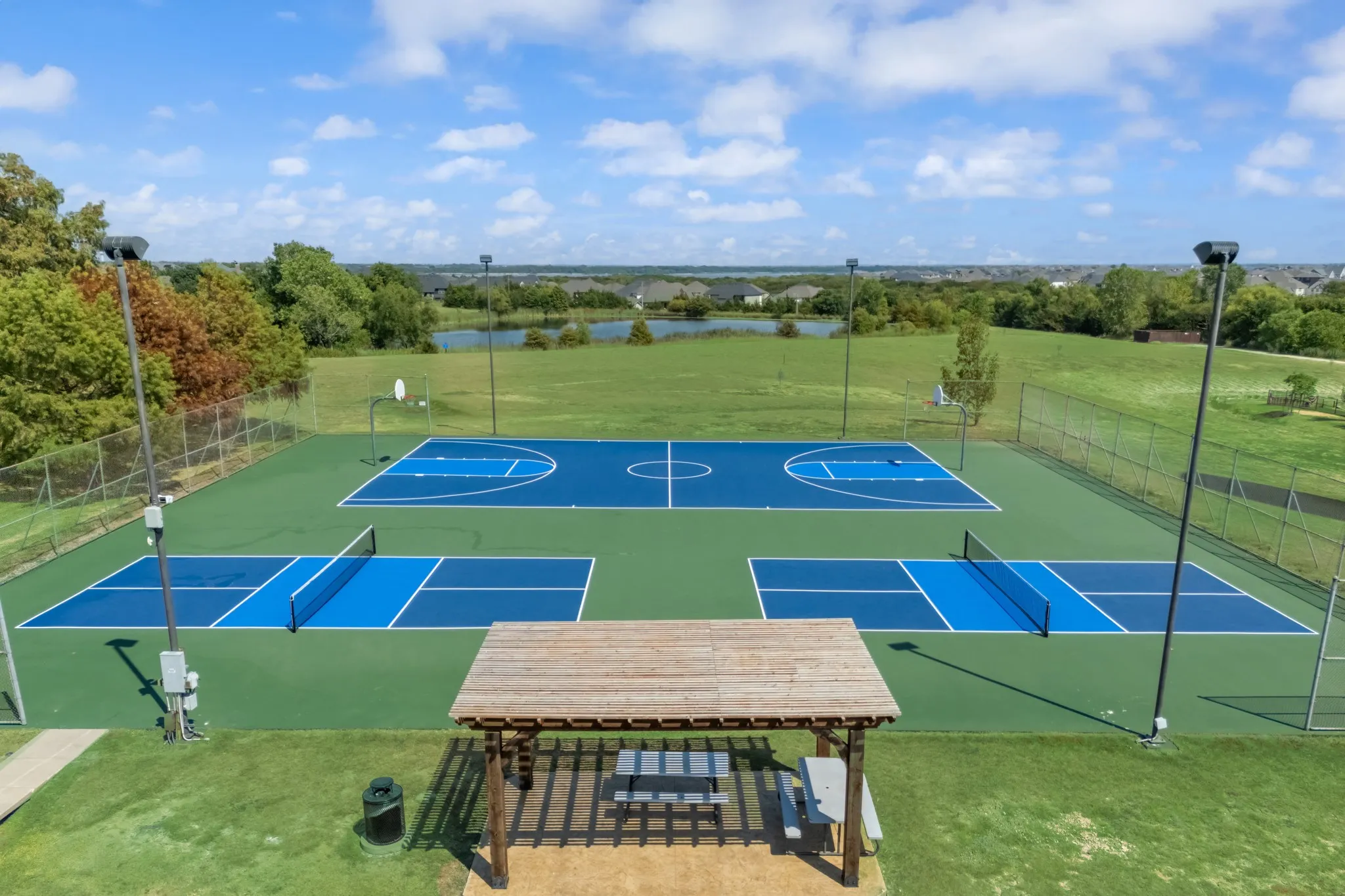 Single Family Residence For Sale in Collin County , 403 Riva Ridge, Wylie, Texas 75098, 4 Bedroom, 2 Bathroom, 3 Garage spaces, 2,405 Sqft, built in 1984, mls#21374561, Real Estate Agent in Wylie, Homes For Sale in Collin county, Homes For Sale in Wylie, Realtor in Wylie Texas, Real Estate Brokerage Independent Realty Texas, Luminita Cordes Realtor