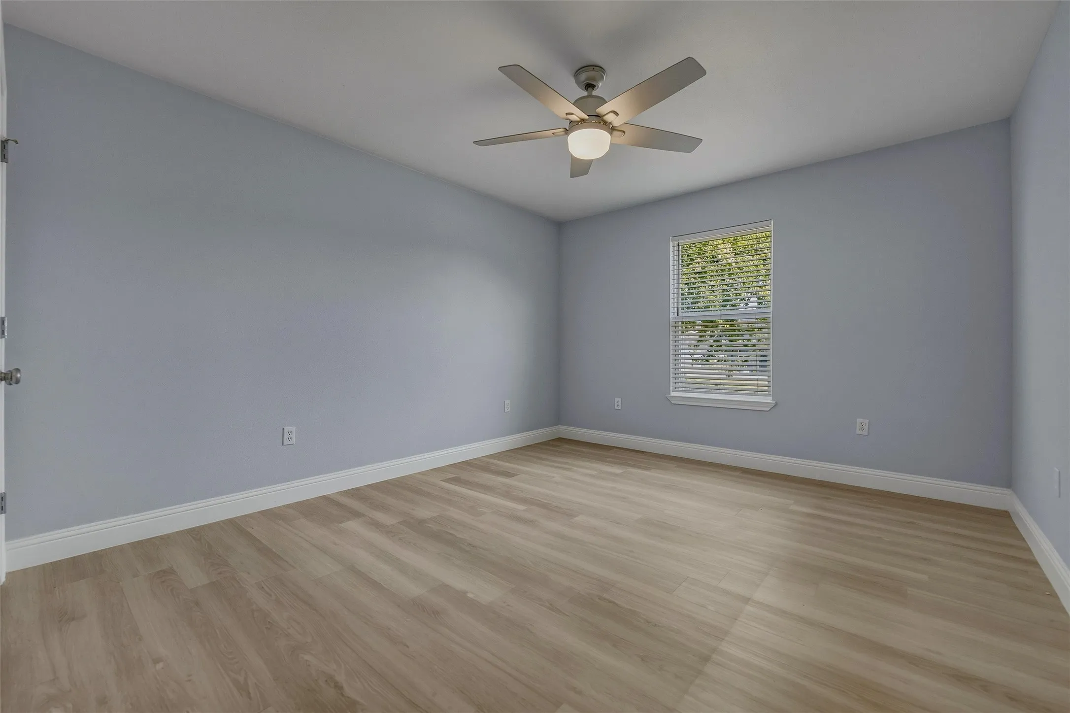 Single Family Residence For Rent in Parker County , 324 Hillcroft Road, Fort Worth, Texas 76108, 3 Bedroom, 2 Bathroom, 2 Garage spaces, 1,904 Sqft, built in 2019, mls#21375503, Real Estate Agent in Fort Worth, Homes For Rent in Parker county, Homes For Rent in Fort Worth, Realtor in Fort Worth Texas, Real Estate Brokerage Independent Realty Texas, Luminita Cordes Realtor
