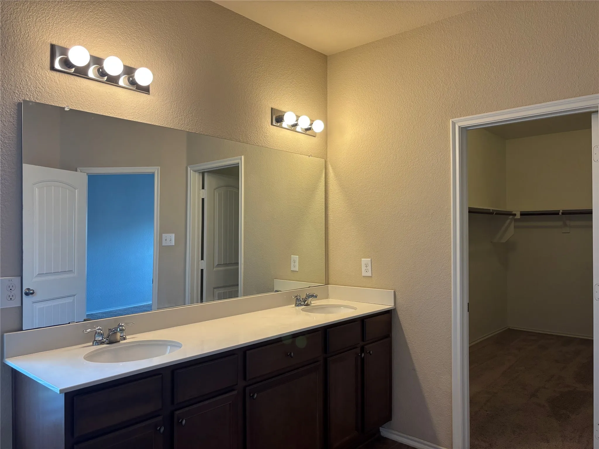 Single Family Residence For Rent in Collin County , 1122 Bellevue Drive, Princeton, Texas 75407, 3 Bedroom, 2 Bathroom, 2 Garage spaces, 1,967 Sqft, built in 2015, mls#21375507, Real Estate Agent in Princeton, Homes For Rent in Collin county, Homes For Rent in Princeton, Realtor in Princeton Texas, Real Estate Brokerage Independent Realty Texas, Luminita Cordes Realtor
