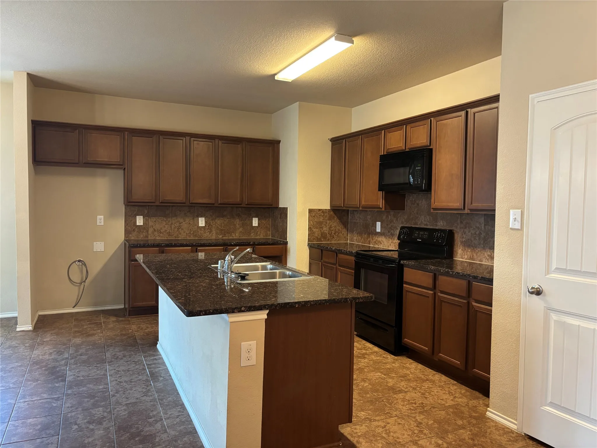 Single Family Residence For Rent in Collin County , 1122 Bellevue Drive, Princeton, Texas 75407, 3 Bedroom, 2 Bathroom, 2 Garage spaces, 1,967 Sqft, built in 2015, mls#21375507, Real Estate Agent in Princeton, Homes For Rent in Collin county, Homes For Rent in Princeton, Realtor in Princeton Texas, Real Estate Brokerage Independent Realty Texas, Luminita Cordes Realtor