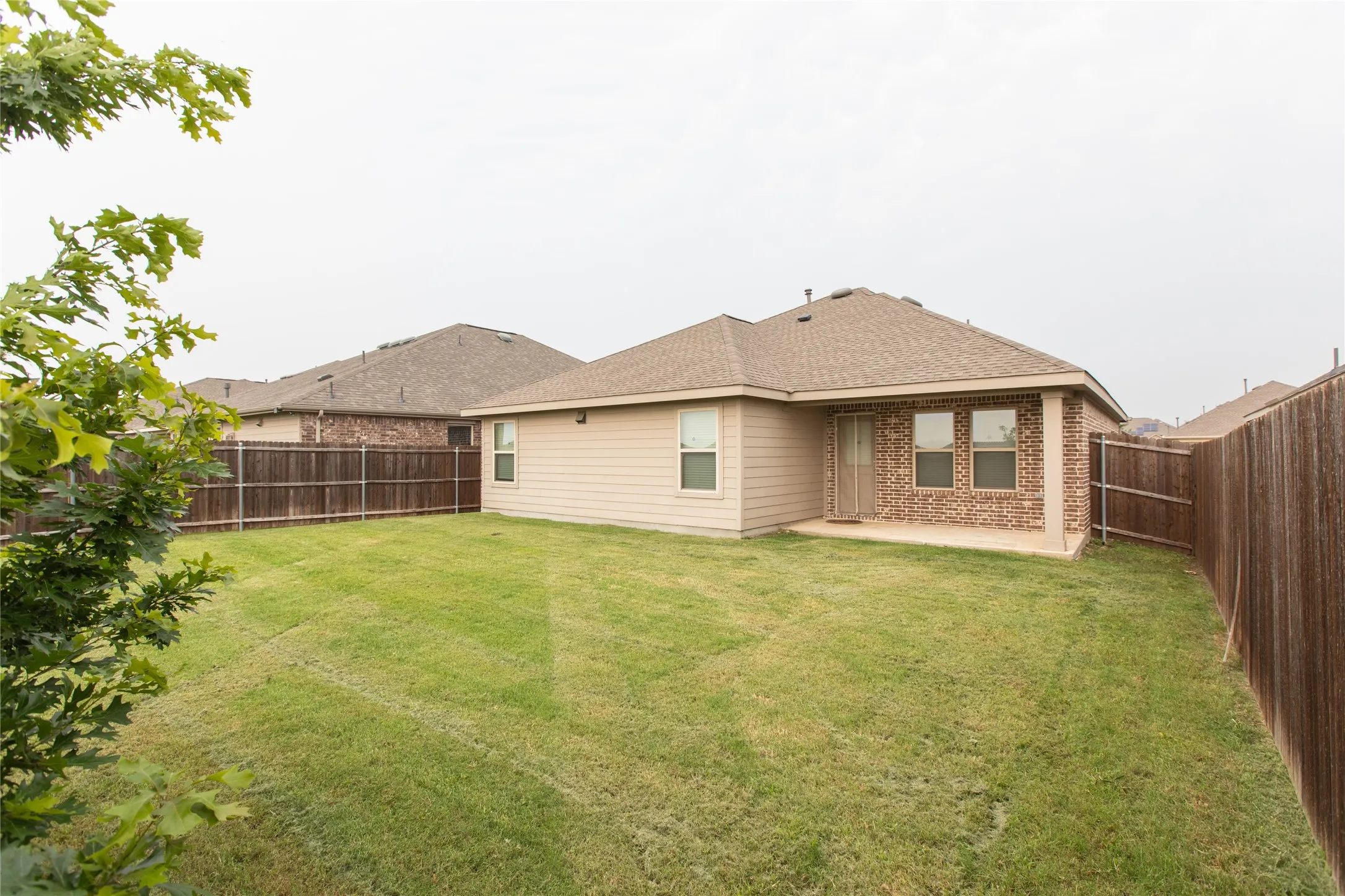 Single Family Residence For Rent in Collin County , 905 Silverbell Street, Princeton, Texas 75407, 3 Bedroom, 2 Bathroom, 2 Garage spaces, 1,445 Sqft, built in 2018, mls#21375499, Real Estate Agent in Princeton, Homes For Rent in Collin county, Homes For Rent in Princeton, Realtor in Princeton Texas, Real Estate Brokerage Independent Realty Texas, Luminita Cordes Realtor