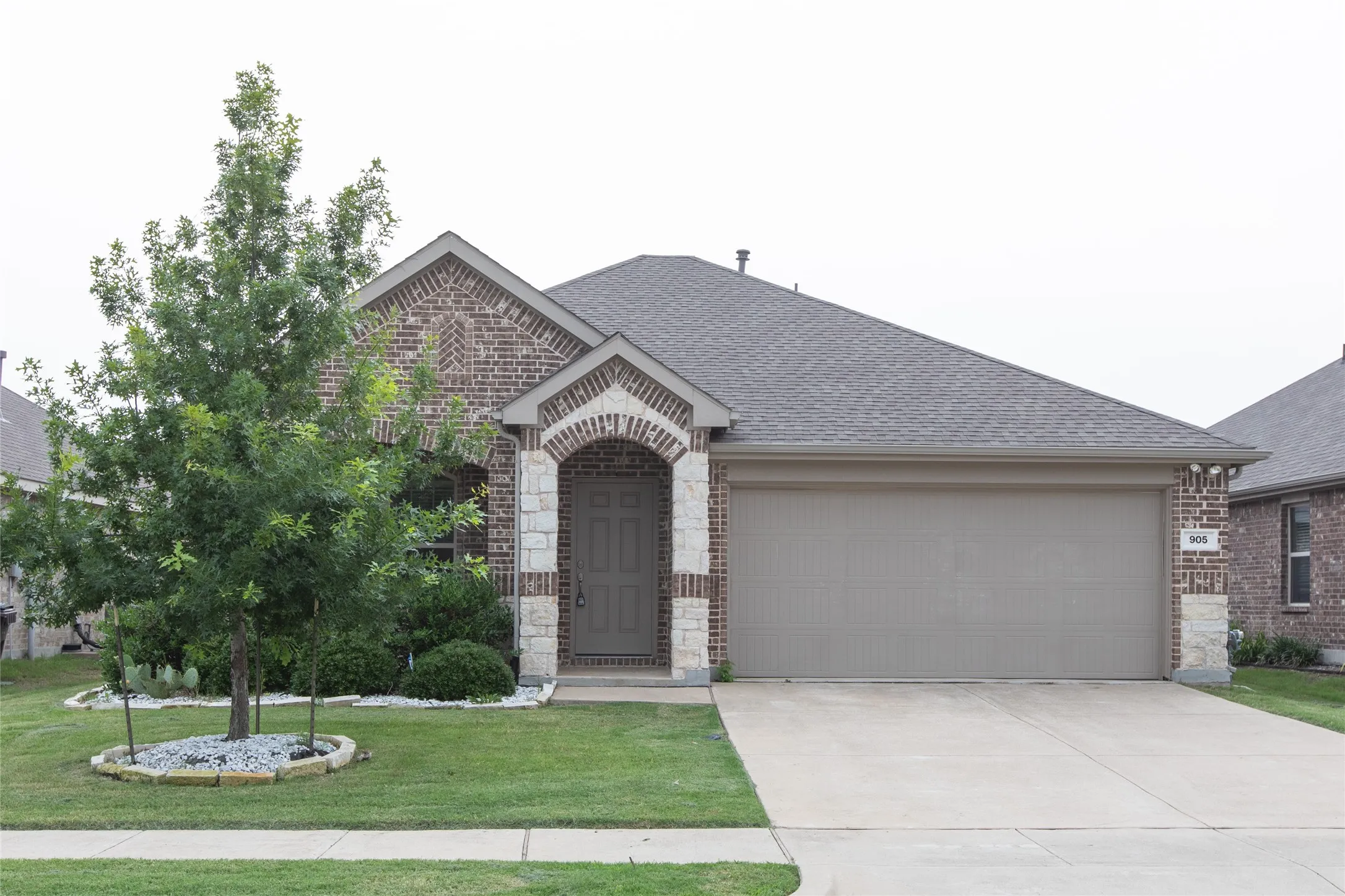 Single Family Residence For Rent in Collin County , 905 Silverbell Street, Princeton, Texas 75407, 3 Bedroom, 2 Bathroom, 2 Garage spaces, 1,445 Sqft, built in 2018, mls#21375499, Real Estate Agent in Princeton, Homes For Rent in Collin county, Homes For Rent in Princeton, Realtor in Princeton Texas, Real Estate Brokerage Independent Realty Texas, Luminita Cordes Realtor