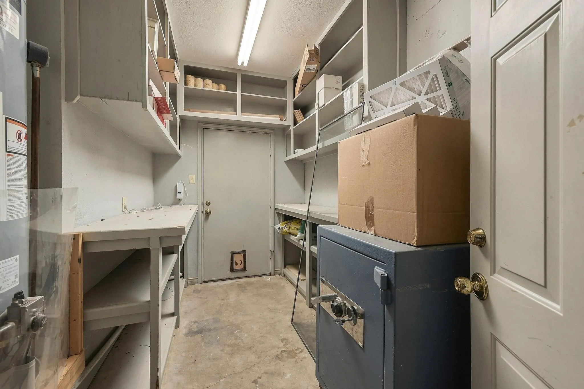 Single Family Residence For Sale in Grayson County , 727 Westwood Drive, Sherman, Texas 75092, 4 Bedroom, 4 Bathroom, 2 Garage spaces, 3,930 Sqft, built in 1985, mls#21373227, Real Estate Agent in Sherman, Homes For Sale in Grayson county, Homes For Sale in Sherman, Realtor in Sherman Texas, Real Estate Brokerage Independent Realty Texas, Luminita Cordes Realtor
