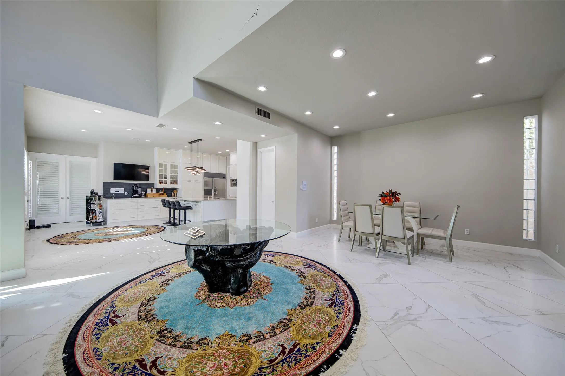 Single Family Residence For Sale in Denton County , 6604 Myrtle Beach Drive, Plano, Texas 75093, 3 Bedroom, 3 Bathroom, 3 Garage spaces, 3,185 Sqft, built in 1988, mls#21373019, Real Estate Agent in Plano, Homes For Sale in Denton county, Homes For Sale in Plano, Realtor in Plano Texas, Real Estate Brokerage Independent Realty Texas, Luminita Cordes Realtor