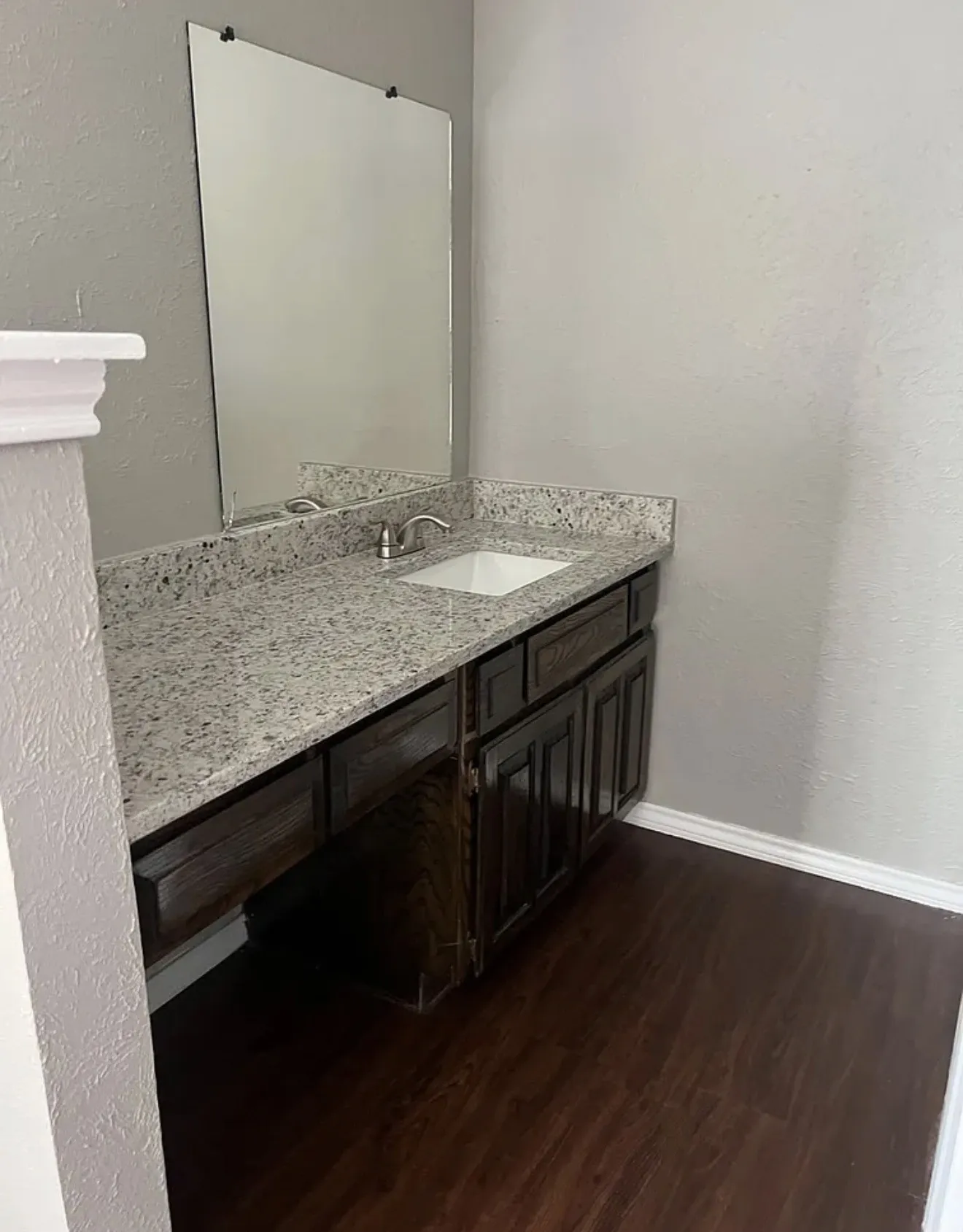 Single Family Residence For Rent in Tarrant County , 3012 Barrington Court, Arlington, Texas 76014, 4 Bedroom, 3 Bathroom, 2 Garage spaces, 2,349 Sqft, built in 1976, mls#21375528, Real Estate Agent in Arlington, Homes For Rent in Tarrant county, Homes For Rent in Arlington, Realtor in Arlington Texas, Real Estate Brokerage Independent Realty Texas, Luminita Cordes Realtor