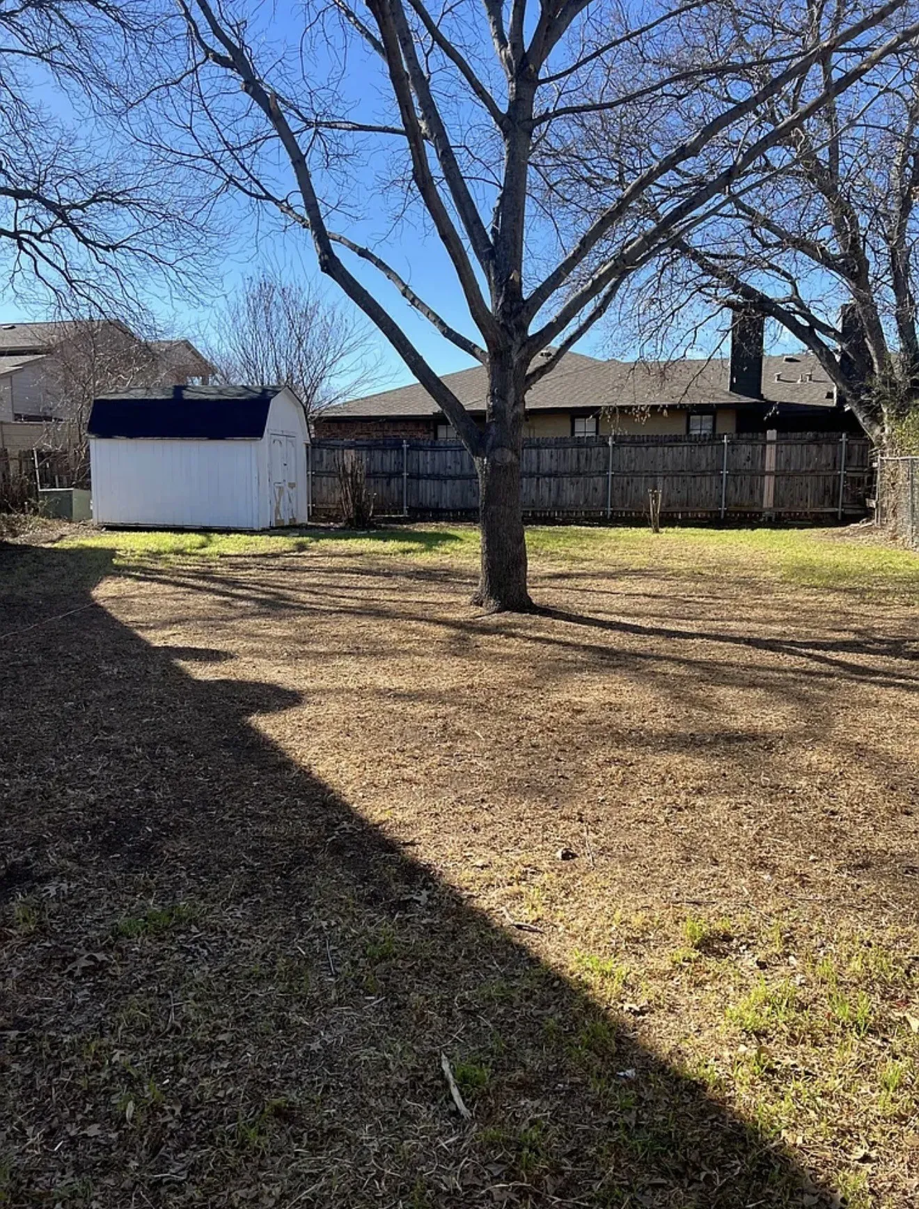 Single Family Residence For Rent in Tarrant County , 3012 Barrington Court, Arlington, Texas 76014, 4 Bedroom, 3 Bathroom, 2 Garage spaces, 2,349 Sqft, built in 1976, mls#21375528, Real Estate Agent in Arlington, Homes For Rent in Tarrant county, Homes For Rent in Arlington, Realtor in Arlington Texas, Real Estate Brokerage Independent Realty Texas, Luminita Cordes Realtor