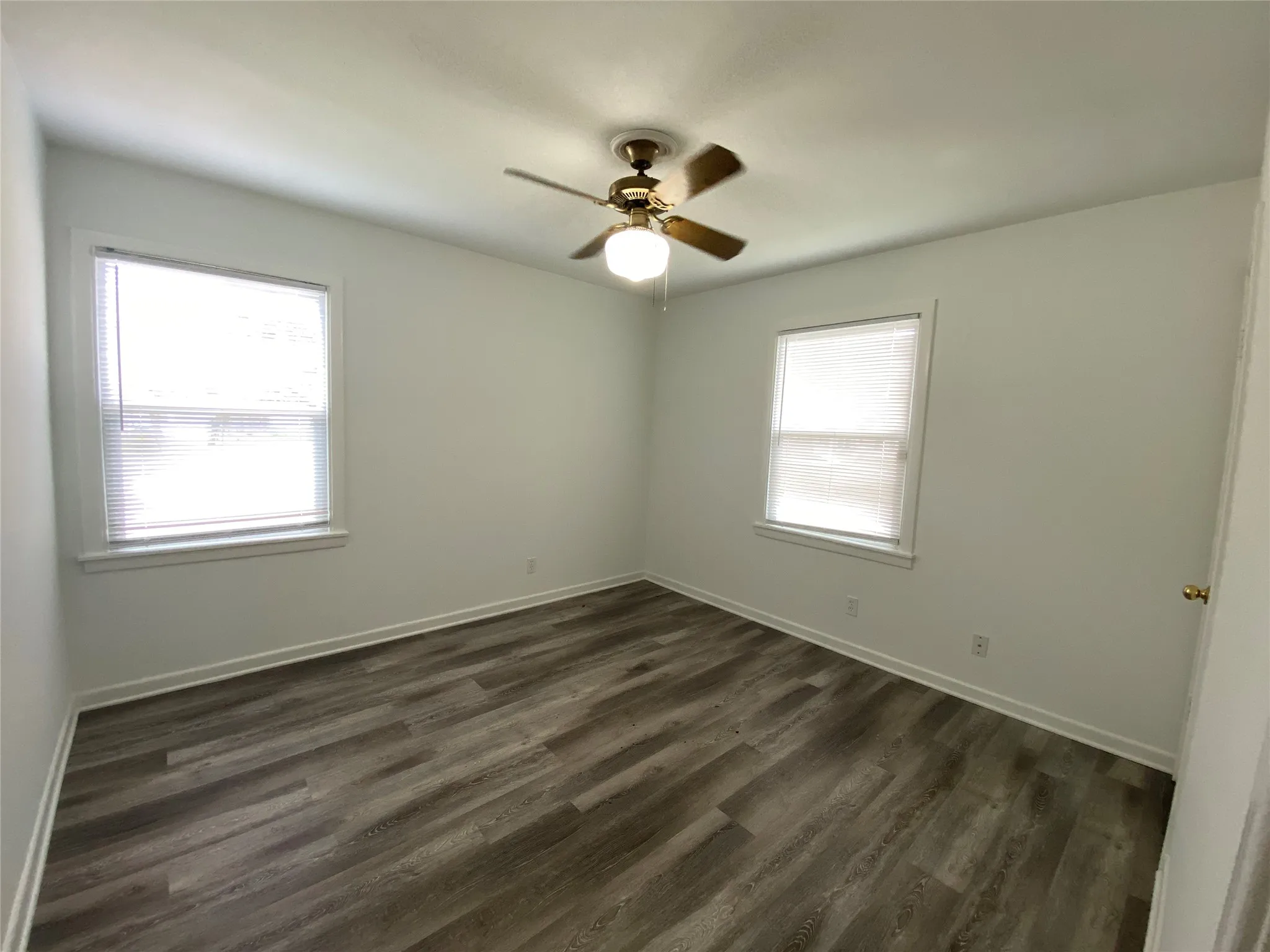 Single Family Residence For Rent in Tarrant County , 425 Wanda Way, Hurst, Texas 76053, 3 Bedroom, 1 Bathroom, Garage spaces, 925 Sqft, built in 1958, mls#21375515, Real Estate Agent in Hurst, Homes For Rent in Tarrant county, Homes For Rent in Hurst, Realtor in Hurst Texas, Real Estate Brokerage Independent Realty Texas, Luminita Cordes Realtor