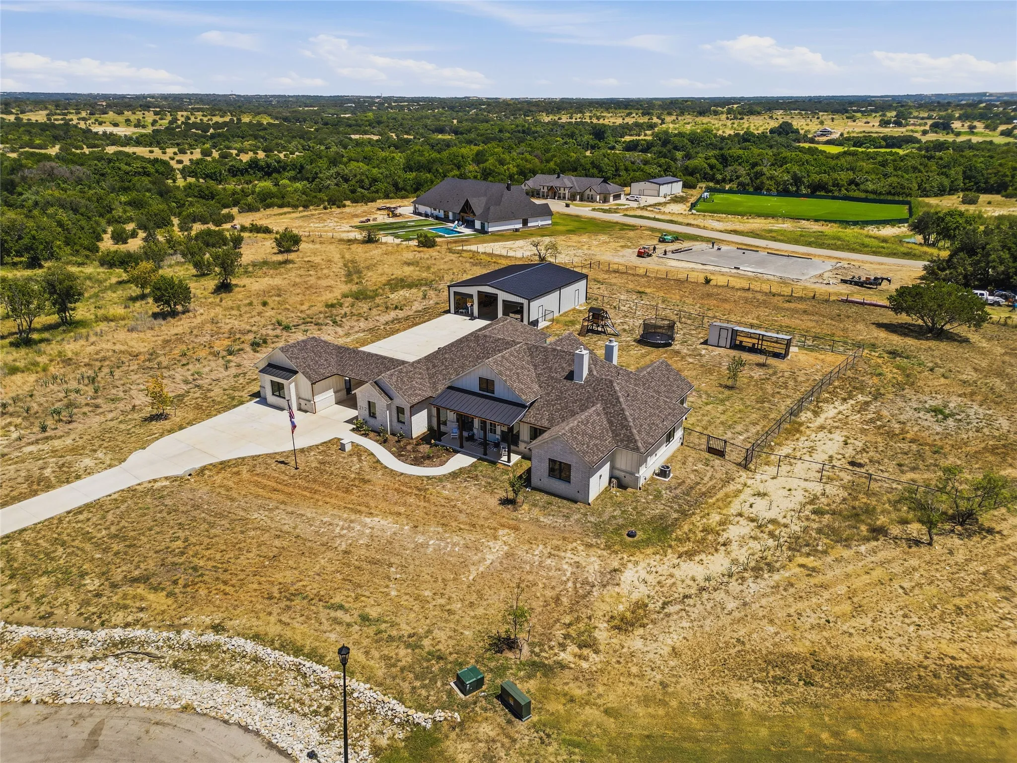 Single Family Residence For Sale in Parker County , 212 Dan Russell Bend, Weatherford, Texas 76087, 5 Bedroom, 4 Bathroom, 4 Garage spaces, 3,395 Sqft, built in 2024, mls#21370278, Real Estate Agent in Weatherford, Homes For Sale in Parker county, Homes For Sale in Weatherford, Realtor in Weatherford Texas, Real Estate Brokerage Independent Realty Texas, Luminita Cordes Realtor