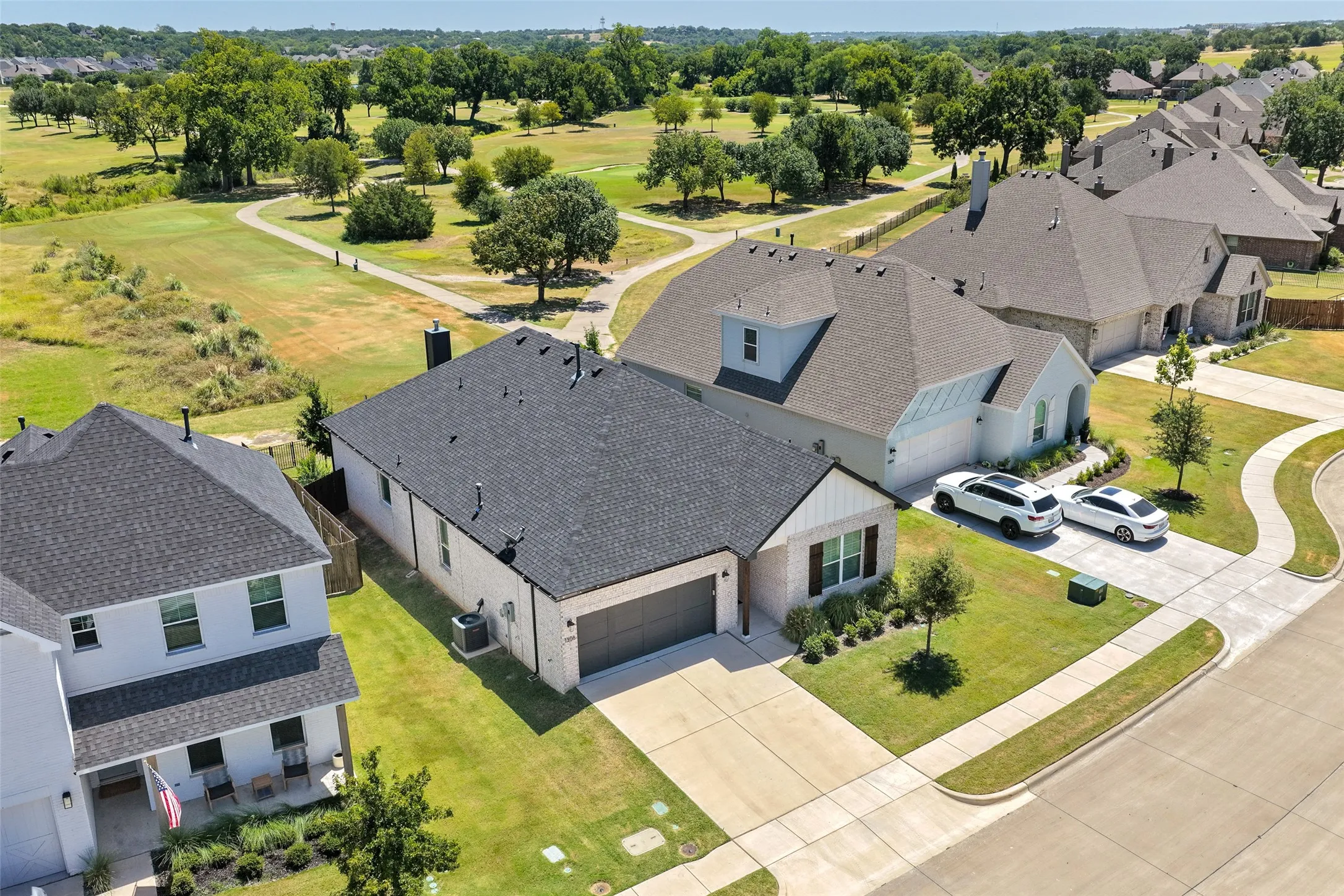 Single Family Residence For Rent in Parker County , 1308 Robinson Valley Drive, Weatherford, Texas 76087, 4 Bedroom, 2 Bathroom, 2 Garage spaces, 1,987 Sqft, built in 2021, mls#21363336, Real Estate Agent in Weatherford, Homes For Rent in Parker county, Homes For Rent in Weatherford, Realtor in Weatherford Texas, Real Estate Brokerage Independent Realty Texas, Luminita Cordes Realtor