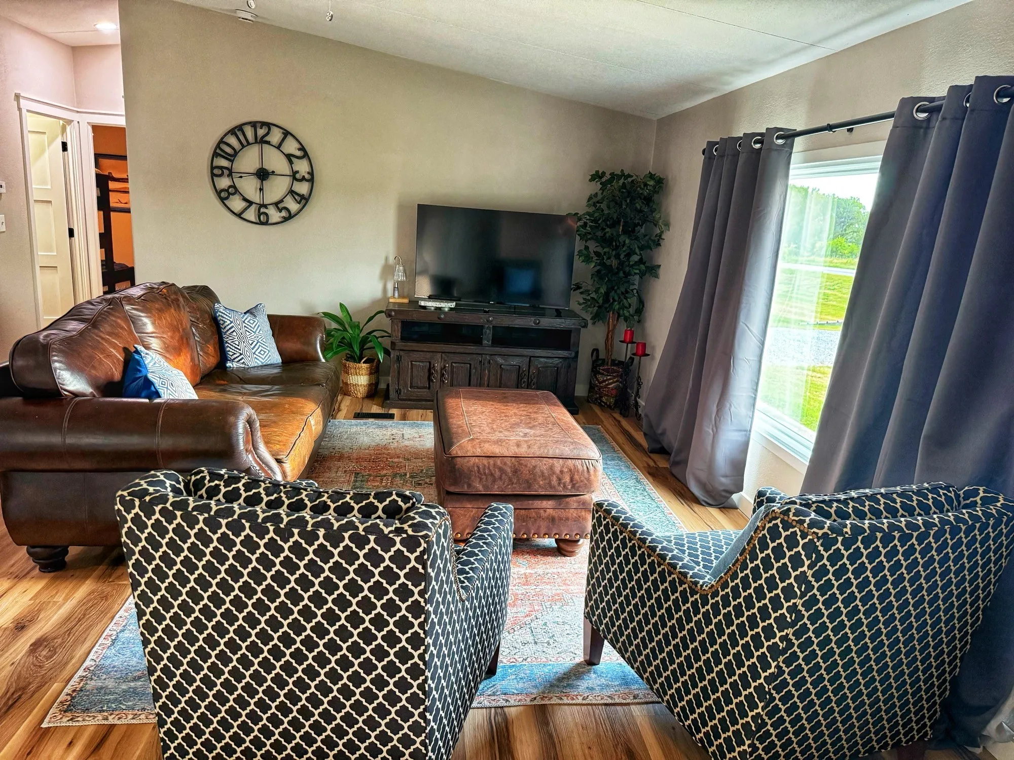 Mobile Home For Sale in Cooke County , 7528 Fm 2071, Gainesville, Texas 76240, 3 Bedroom, 2 Bathroom, Garage spaces, 1,501 Sqft, built in 2018, mls#21375548, Real Estate Agent in Gainesville, Homes For Sale in Cooke county, Homes For Sale in Gainesville, Realtor in Gainesville Texas, Real Estate Brokerage Independent Realty Texas, Luminita Cordes Realtor