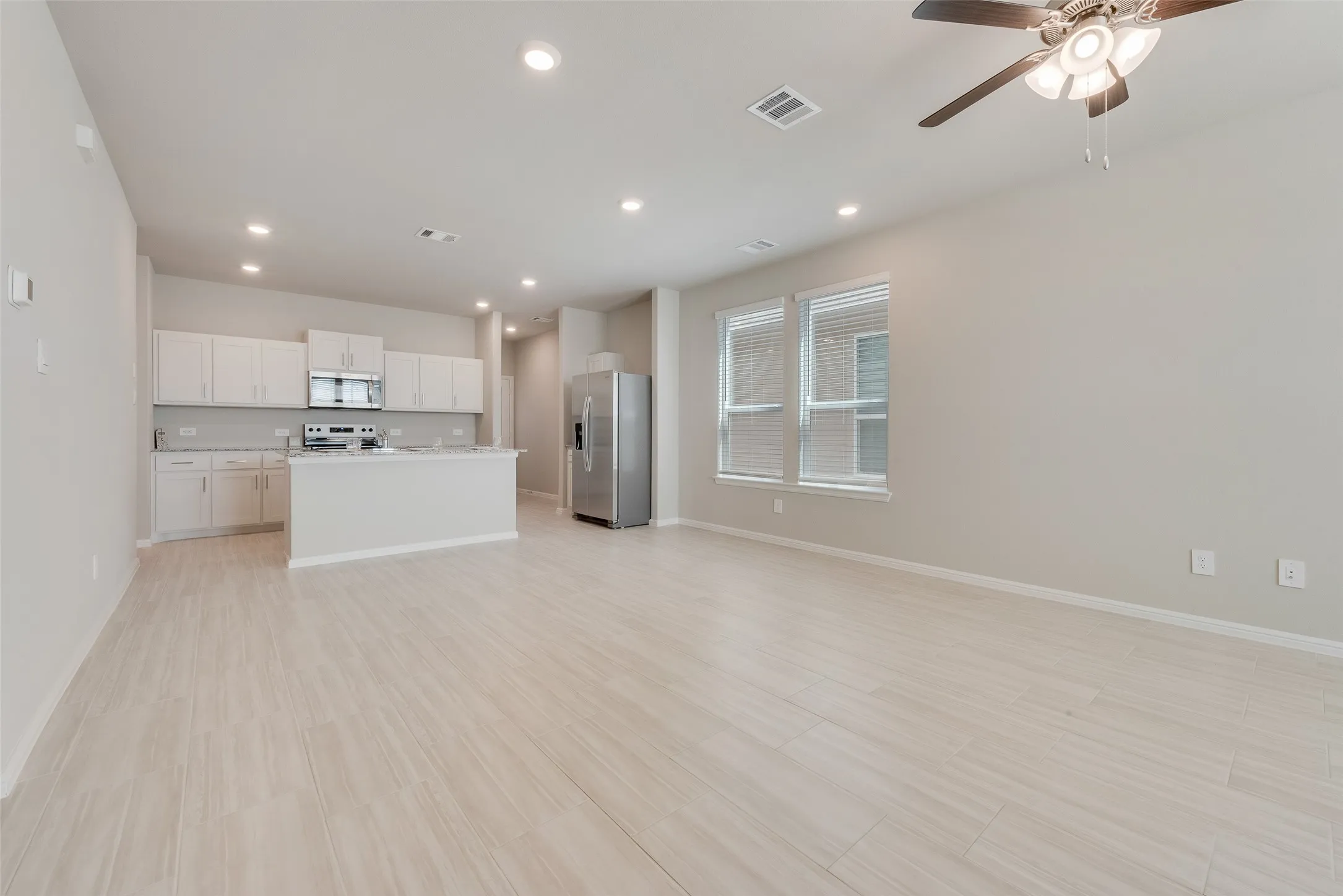 Single Family Residence For Rent in Tarrant County , 3029 Strawberry Farm Lane, Fort Worth, Texas 76140, 3 Bedroom, 3 Bathroom, 2 Garage spaces, 1,606 Sqft, built in 2024, mls#21375533, Real Estate Agent in Fort Worth, Homes For Rent in Tarrant county, Homes For Rent in Fort Worth, Realtor in Fort Worth Texas, Real Estate Brokerage Independent Realty Texas, Luminita Cordes Realtor