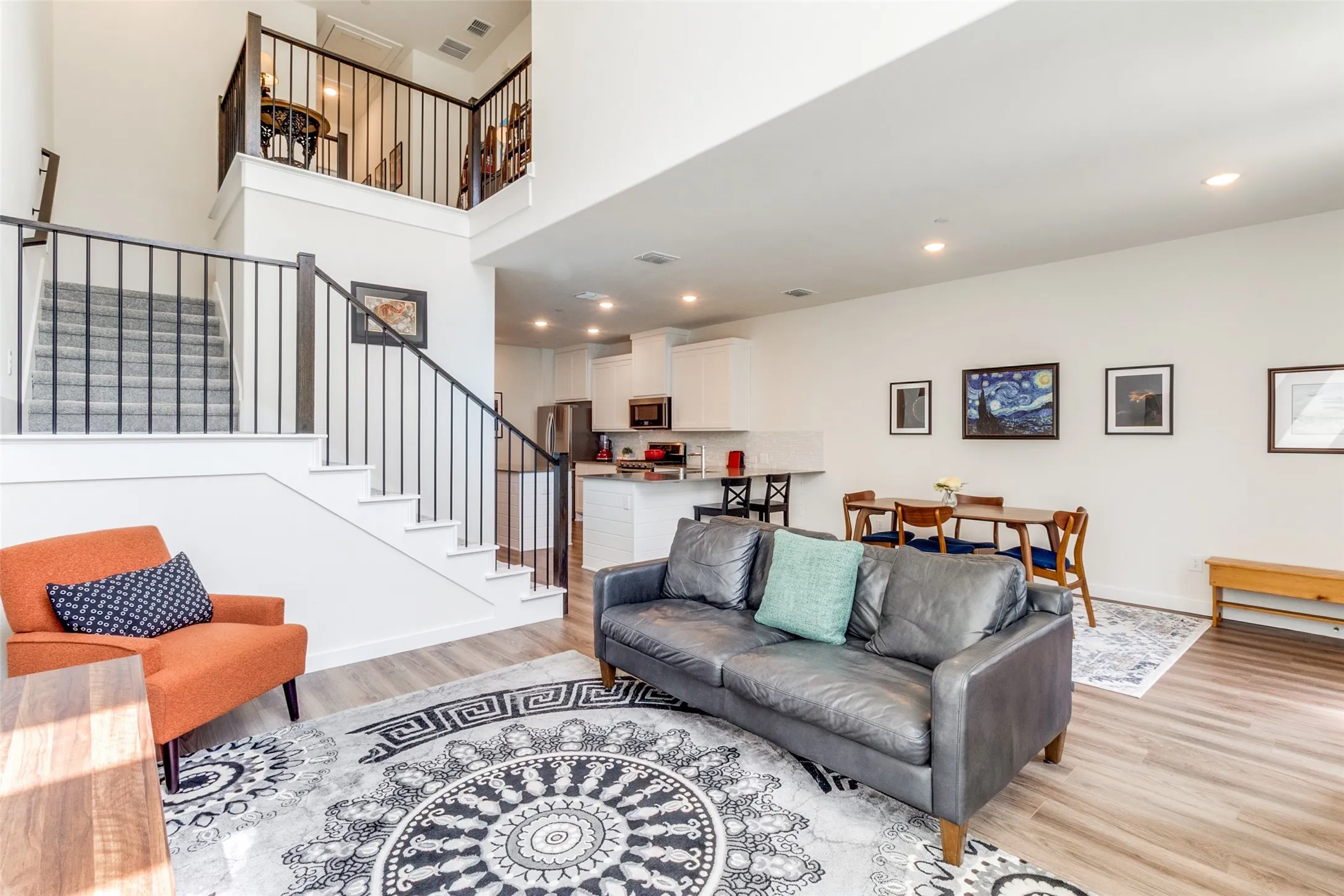 Townhouse For Sale in Collin County , 613 Collier Drive, Plano, Texas 75075, 2 Bedroom, 3 Bathroom, 2 Garage spaces, 1,672 Sqft, built in 2021, mls#21373594, Real Estate Agent in Plano, Homes For Sale in Collin county, Homes For Sale in Plano, Realtor in Plano Texas, Real Estate Brokerage Independent Realty Texas, Luminita Cordes Realtor