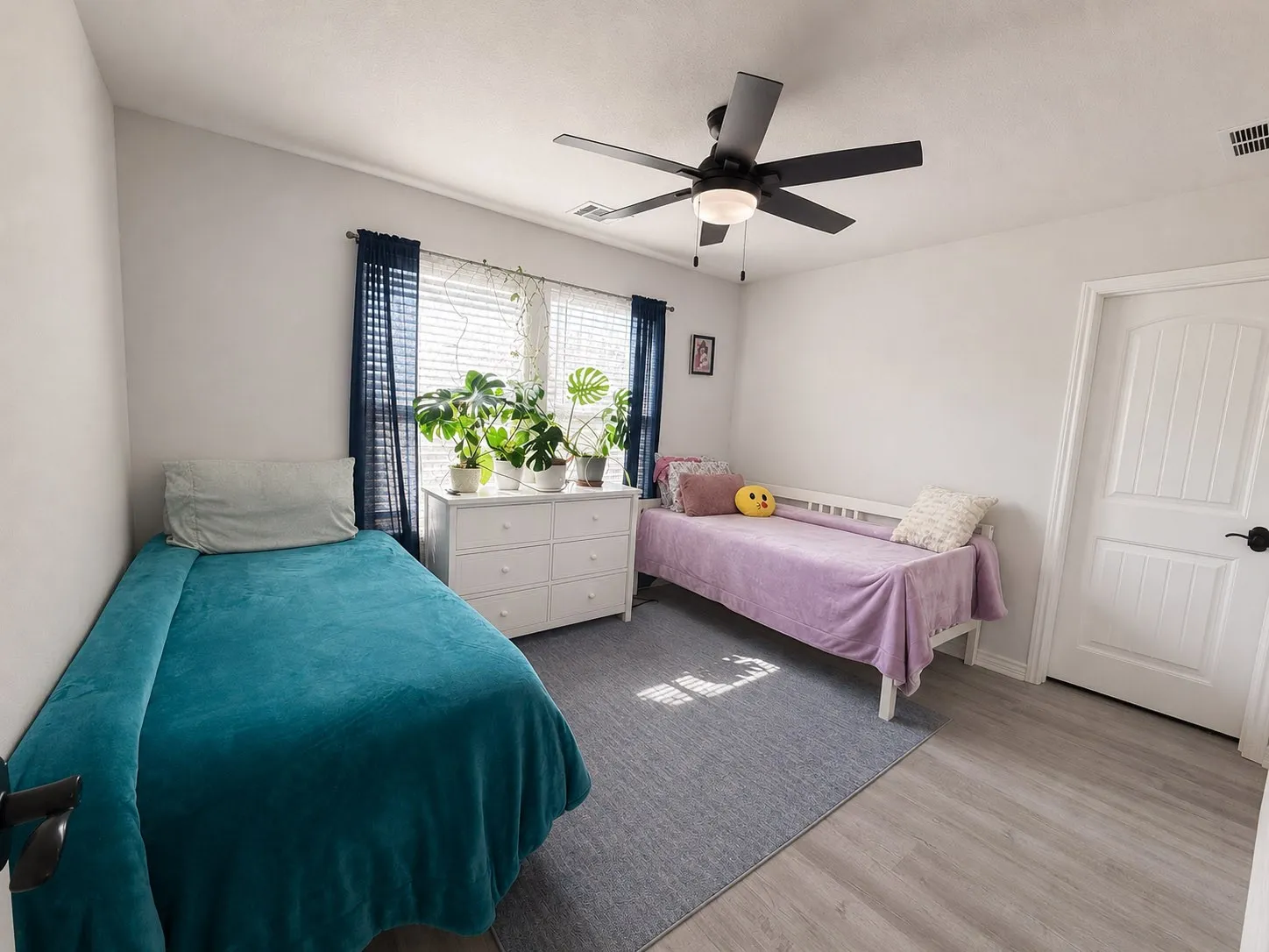Single Family Residence For Sale in Hood County , 5546 Mesa Loop, Granbury, Texas 76048, 2 Bedroom, 2 Bathroom, Garage spaces, 1,313 Sqft, built in 2023, mls#21375281, Real Estate Agent in Granbury, Homes For Sale in Hood county, Homes For Sale in Granbury, Realtor in Granbury Texas, Real Estate Brokerage Independent Realty Texas, Luminita Cordes Realtor