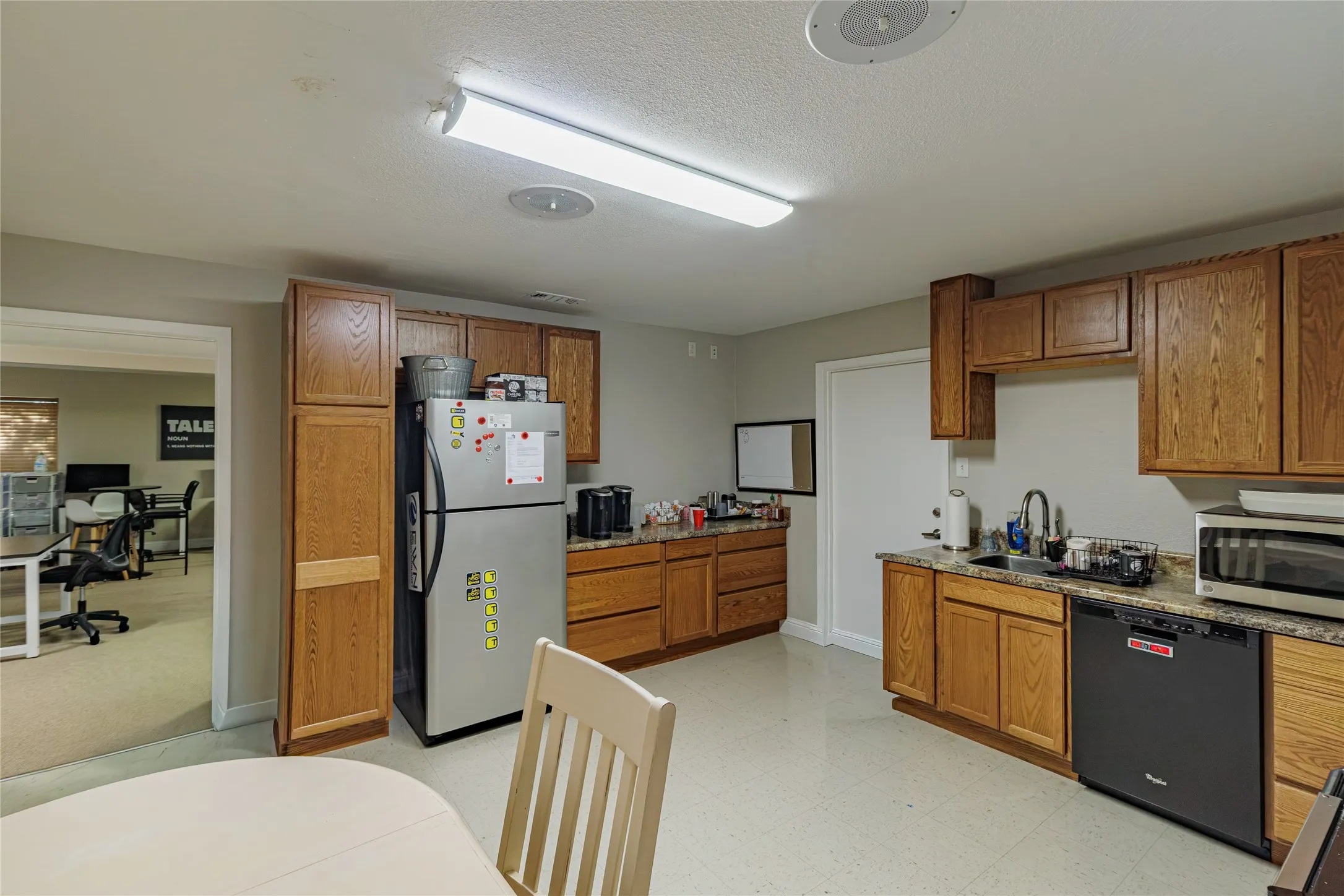 Office For Sale in Wise County , 1210 S Business 287 Highway, Decatur, Texas 76234, 0, 0, Garage spaces, 0 Sqft, built in 1968, mls#21373590, Real Estate Agent in Decatur, Homes For Sale in Wise county, Homes For Sale in Decatur, Realtor in Decatur Texas, Real Estate Brokerage Independent Realty Texas, Luminita Cordes Realtor
