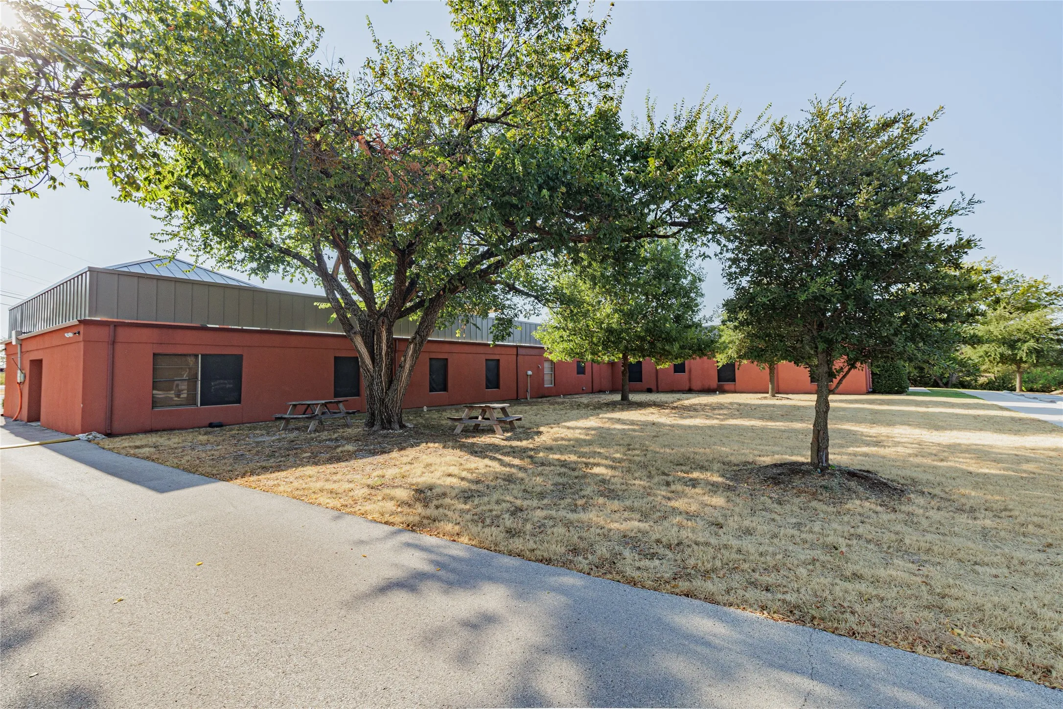 Office For Sale in Wise County , 1210 S Business 287 Highway, Decatur, Texas 76234, 0, 0, Garage spaces, 0 Sqft, built in 1968, mls#21373590, Real Estate Agent in Decatur, Homes For Sale in Wise county, Homes For Sale in Decatur, Realtor in Decatur Texas, Real Estate Brokerage Independent Realty Texas, Luminita Cordes Realtor