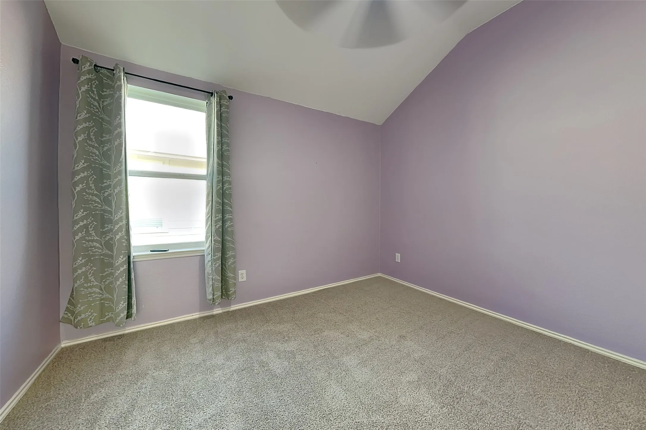 Single Family Residence For Rent in Collin County , 10133 Coolidge Drive, Mc Kinney, Texas 75072, 4 Bedroom, 3 Bathroom, 2 Garage spaces, 2,689 Sqft, built in 2005, mls#21375543, Real Estate Agent in Mc Kinney, Homes For Rent in Collin county, Homes For Rent in Mc Kinney, Realtor in Mc Kinney Texas, Real Estate Brokerage Independent Realty Texas, Luminita Cordes Realtor