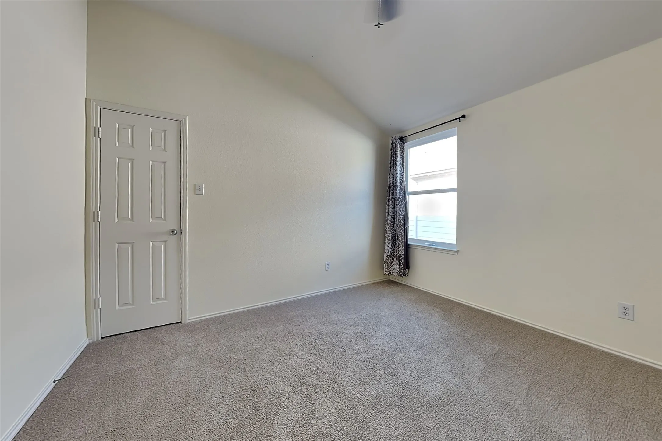 Single Family Residence For Rent in Collin County , 10133 Coolidge Drive, Mc Kinney, Texas 75072, 4 Bedroom, 3 Bathroom, 2 Garage spaces, 2,689 Sqft, built in 2005, mls#21375543, Real Estate Agent in Mc Kinney, Homes For Rent in Collin county, Homes For Rent in Mc Kinney, Realtor in Mc Kinney Texas, Real Estate Brokerage Independent Realty Texas, Luminita Cordes Realtor
