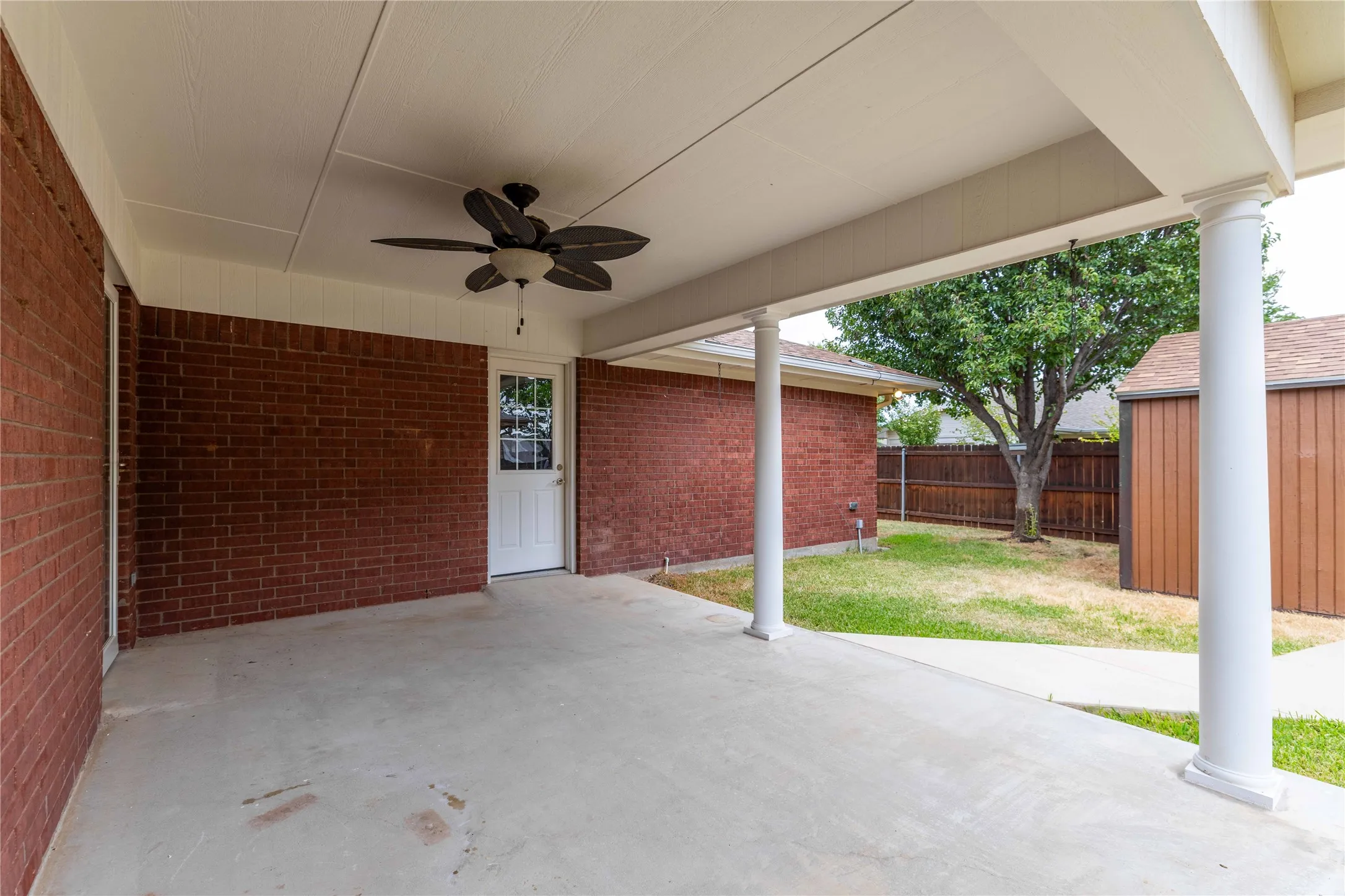 Single Family Residence For Sale in Brown County , 189 Abby Road, Early, Texas 76802, 3 Bedroom, 2 Bathroom, 2 Garage spaces, 1,507 Sqft, built in 2006, mls#21375558, Real Estate Agent in Early, Homes For Sale in Brown county, Homes For Sale in Early, Realtor in Early Texas, Real Estate Brokerage Independent Realty Texas, Luminita Cordes Realtor