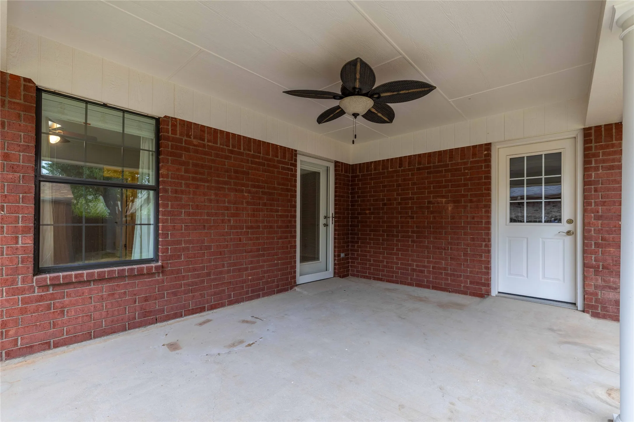 Single Family Residence For Sale in Brown County , 189 Abby Road, Early, Texas 76802, 3 Bedroom, 2 Bathroom, 2 Garage spaces, 1,507 Sqft, built in 2006, mls#21375558, Real Estate Agent in Early, Homes For Sale in Brown county, Homes For Sale in Early, Realtor in Early Texas, Real Estate Brokerage Independent Realty Texas, Luminita Cordes Realtor