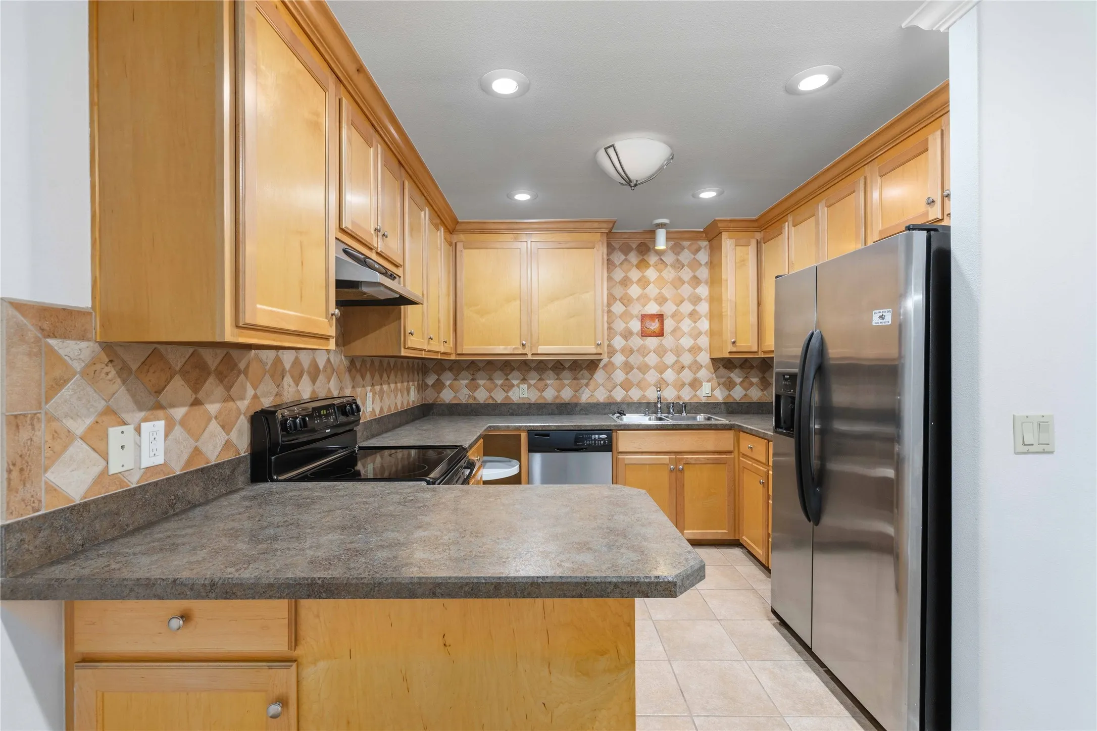 Single Family Residence For Sale in Brown County , 189 Abby Road, Early, Texas 76802, 3 Bedroom, 2 Bathroom, 2 Garage spaces, 1,507 Sqft, built in 2006, mls#21375558, Real Estate Agent in Early, Homes For Sale in Brown county, Homes For Sale in Early, Realtor in Early Texas, Real Estate Brokerage Independent Realty Texas, Luminita Cordes Realtor