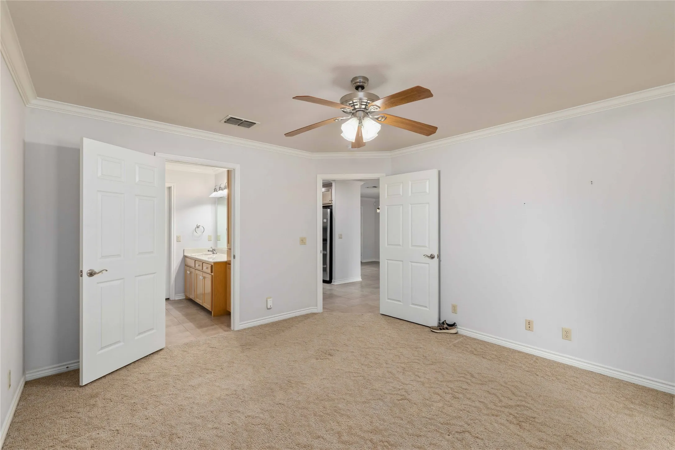 Single Family Residence For Sale in Brown County , 189 Abby Road, Early, Texas 76802, 3 Bedroom, 2 Bathroom, 2 Garage spaces, 1,507 Sqft, built in 2006, mls#21375558, Real Estate Agent in Early, Homes For Sale in Brown county, Homes For Sale in Early, Realtor in Early Texas, Real Estate Brokerage Independent Realty Texas, Luminita Cordes Realtor