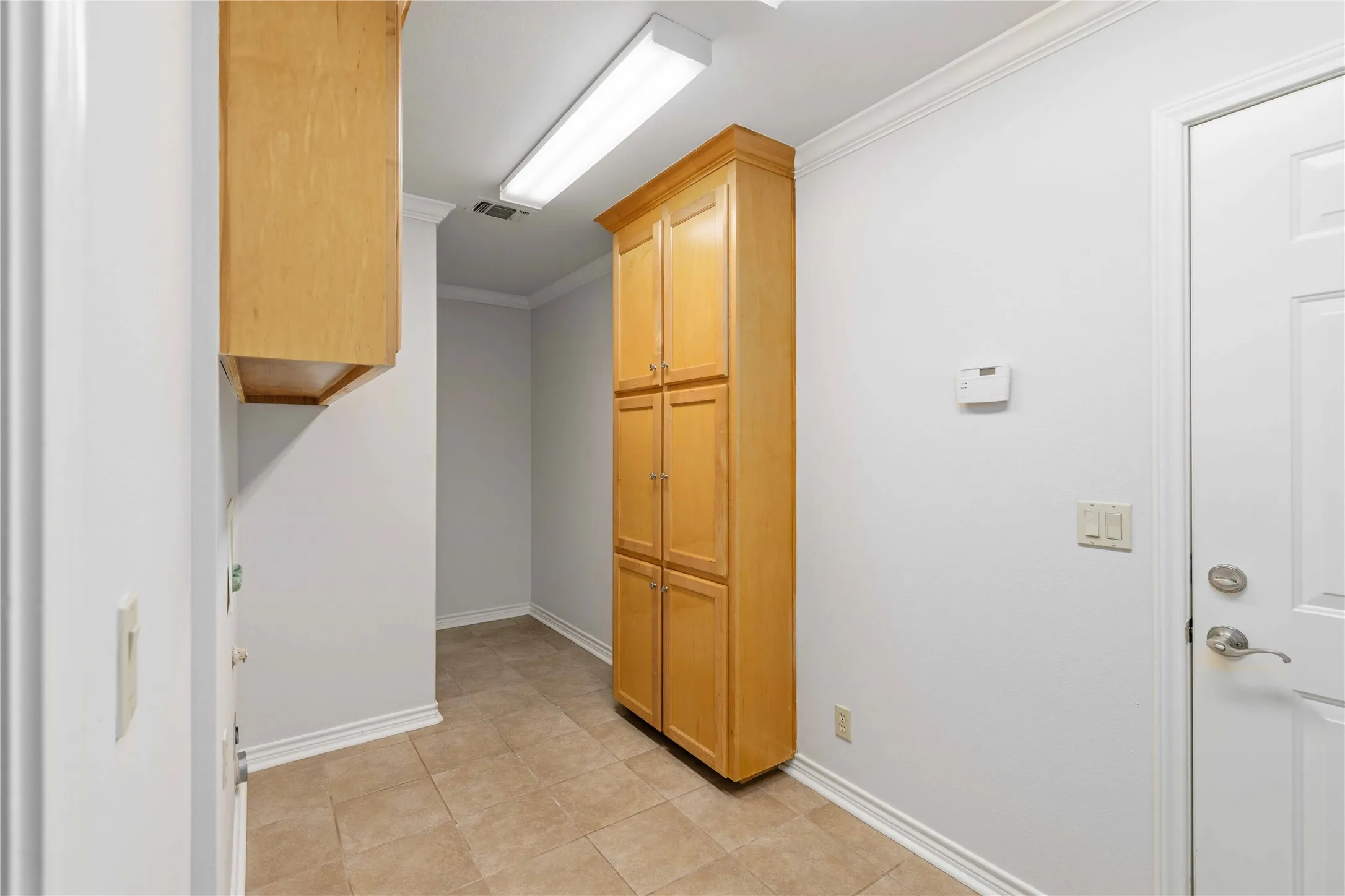 Single Family Residence For Sale in Brown County , 189 Abby Road, Early, Texas 76802, 3 Bedroom, 2 Bathroom, 2 Garage spaces, 1,507 Sqft, built in 2006, mls#21375558, Real Estate Agent in Early, Homes For Sale in Brown county, Homes For Sale in Early, Realtor in Early Texas, Real Estate Brokerage Independent Realty Texas, Luminita Cordes Realtor