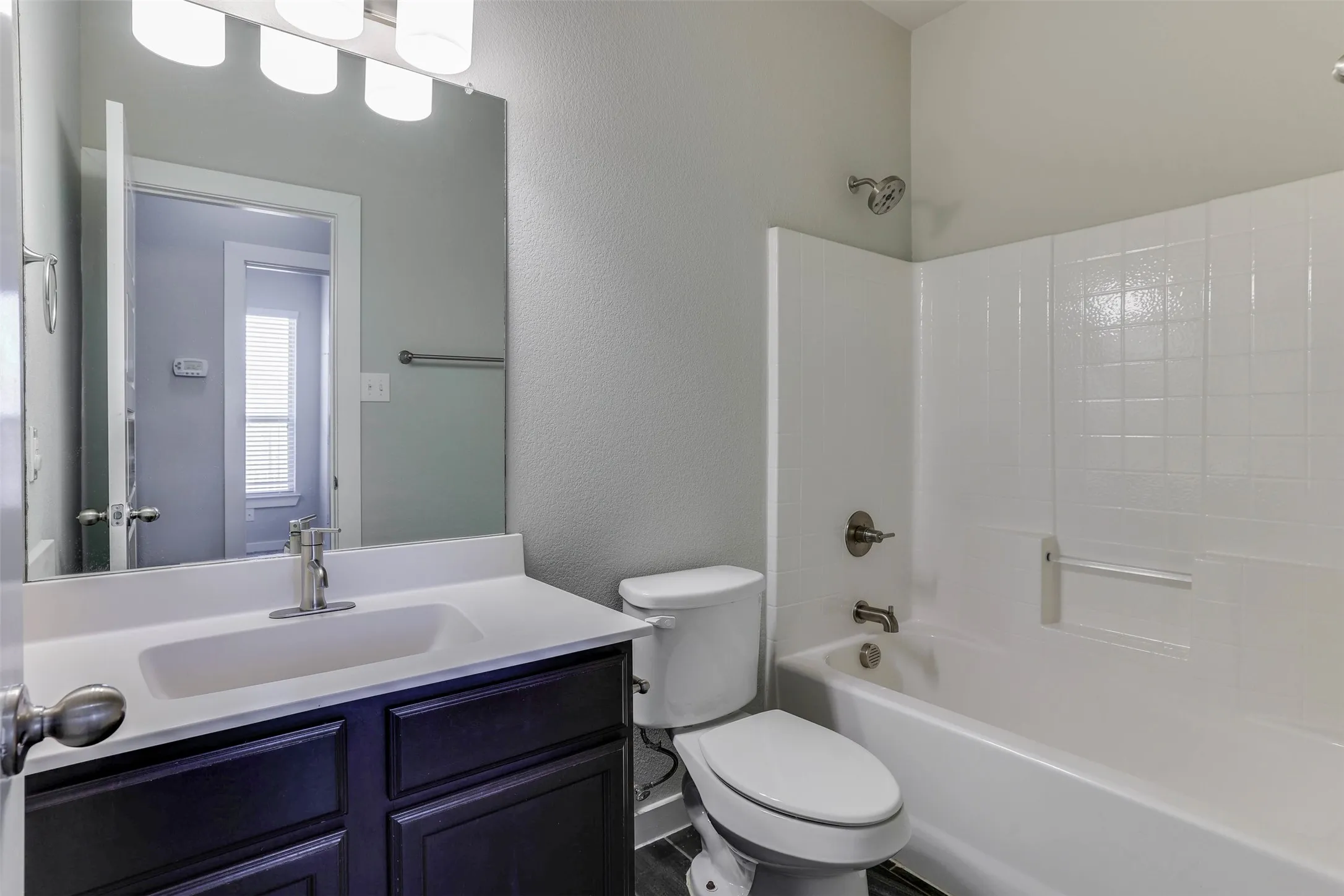 Duplex For Sale in Ellis County , 1029-1031 Skyview Court, Midlothian, Texas 76065, 6 Bedroom, 4 Bathroom, 2 Garage spaces, 2,504 Sqft, built in 2018, mls#21373655, Real Estate Agent in Midlothian, Homes For Sale in Ellis county, Homes For Sale in Midlothian, Realtor in Midlothian Texas, Real Estate Brokerage Independent Realty Texas, Luminita Cordes Realtor