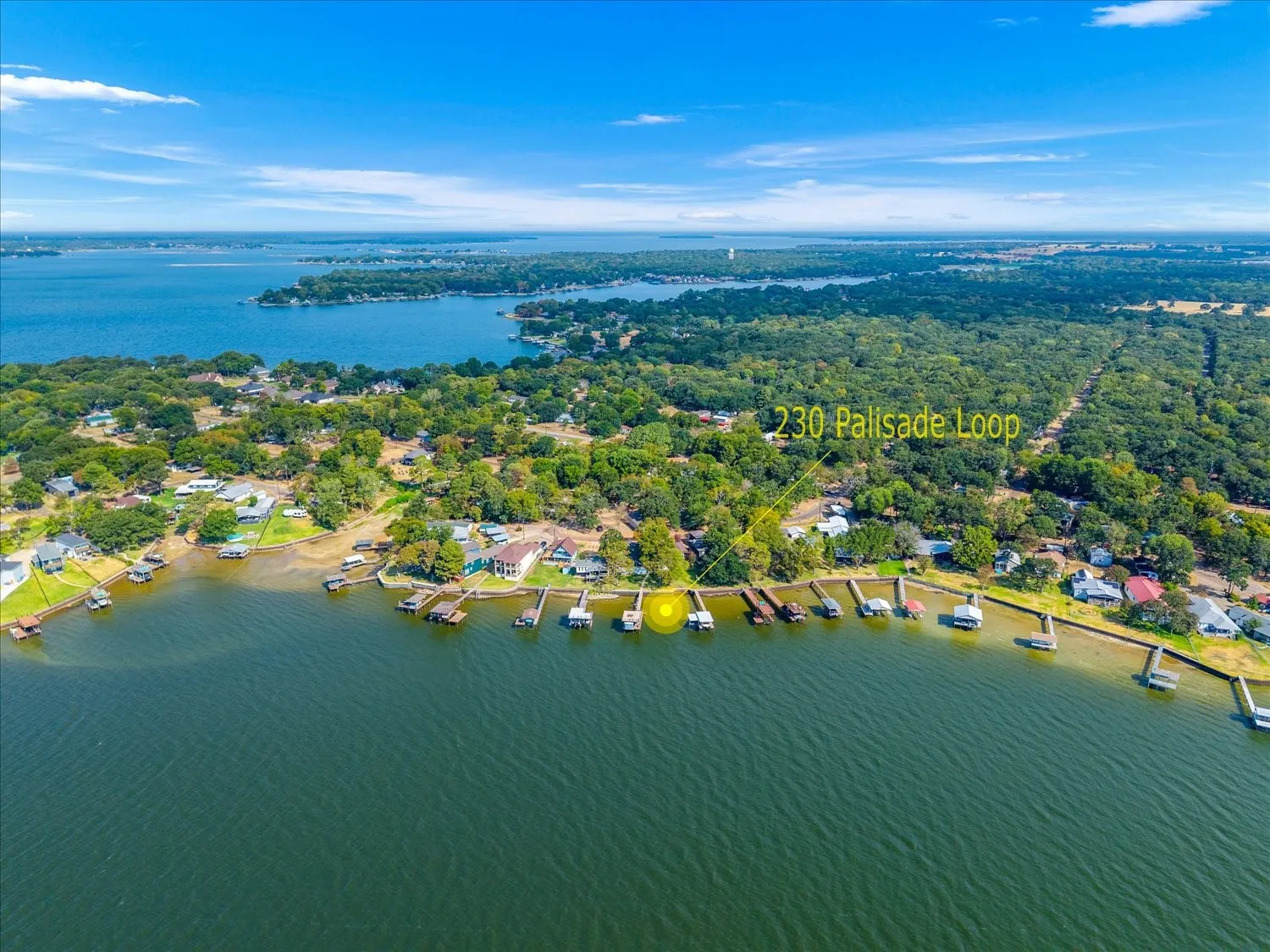 Single Family Residence For Sale in Henderson County , 230 Palisade Loop, Gun Barrel City, Texas 75156, 4 Bedroom, 4 Bathroom, 2 Garage spaces, 2,809 Sqft, built in 2013, mls#21374229, Real Estate Agent in Gun Barrel City, Homes For Sale in Henderson county, Homes For Sale in Gun Barrel City, Realtor in Gun Barrel City Texas, Real Estate Brokerage Independent Realty Texas, Luminita Cordes Realtor