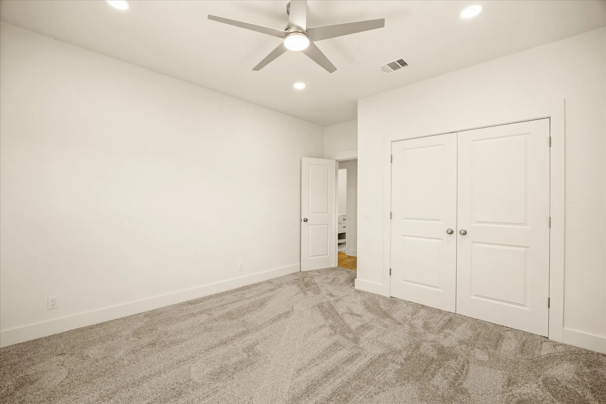 Single Family Residence For Sale in Erath County , 4470 Skyline Drive, Bluff Dale, Texas 76433, 3 Bedroom, 3 Bathroom, 1 Garage spaces, 1,836 Sqft, built in 2026, mls#21373589, Real Estate Agent in Bluff Dale, Homes For Sale in Erath county, Homes For Sale in Bluff Dale, Realtor in Bluff Dale Texas, Real Estate Brokerage Independent Realty Texas, Luminita Cordes Realtor