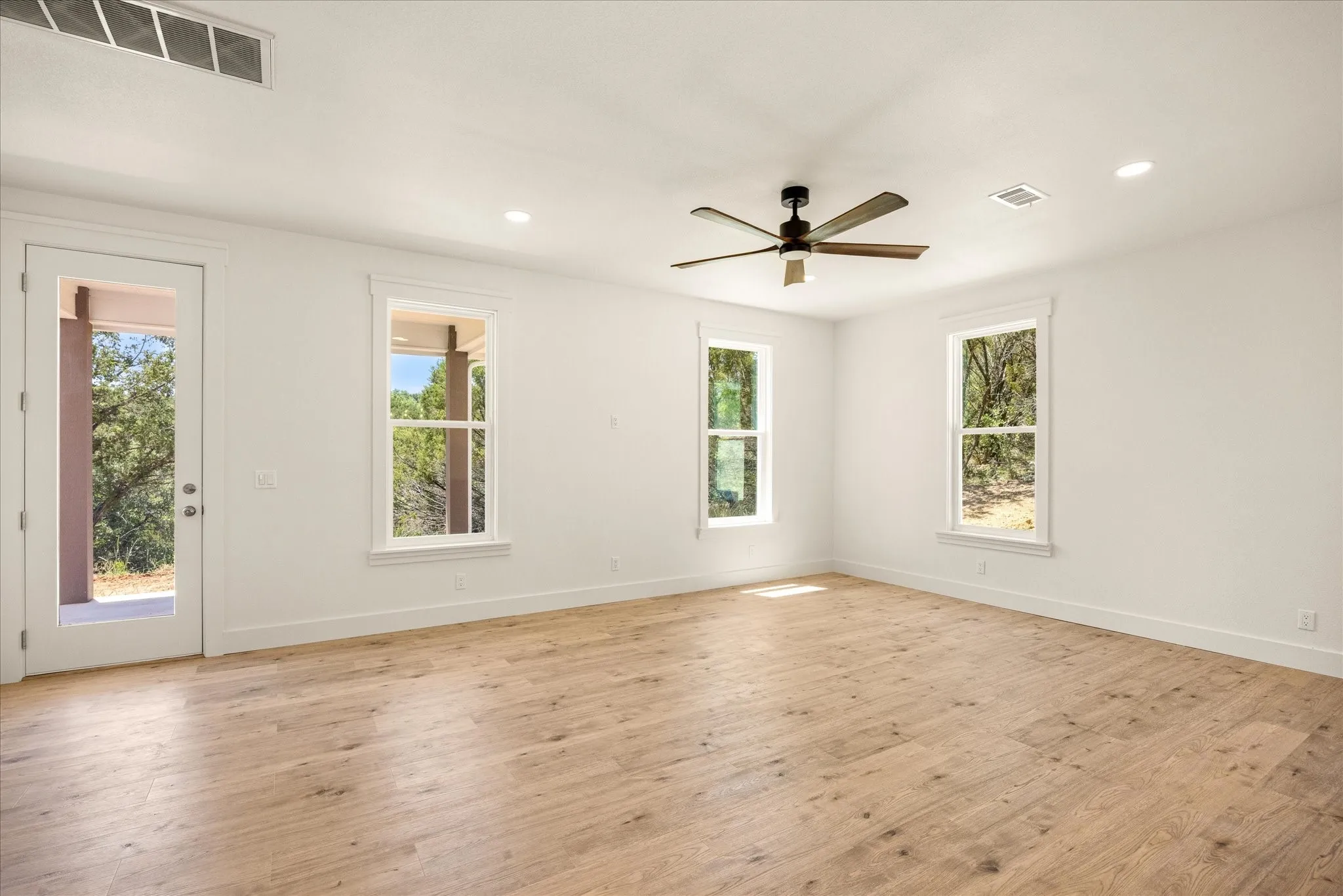 Single Family Residence For Sale in Erath County , 4470 Skyline Drive, Bluff Dale, Texas 76433, 3 Bedroom, 3 Bathroom, 1 Garage spaces, 1,836 Sqft, built in 2026, mls#21373589, Real Estate Agent in Bluff Dale, Homes For Sale in Erath county, Homes For Sale in Bluff Dale, Realtor in Bluff Dale Texas, Real Estate Brokerage Independent Realty Texas, Luminita Cordes Realtor
