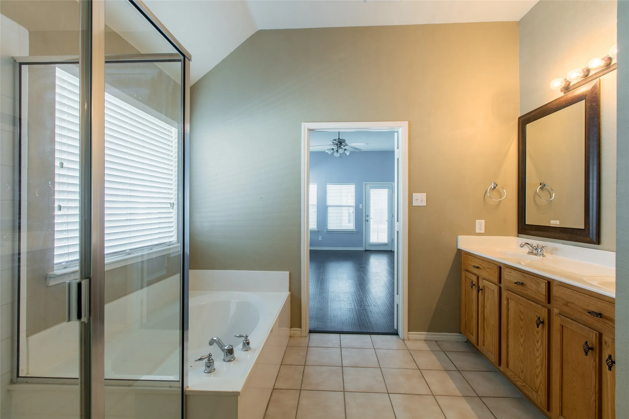 Single Family Residence For Rent in Denton County , 1812 Forsythe Drive, Savannah, Texas 76227, 4 Bedroom, 2 Bathroom, 2 Garage spaces, 1,759 Sqft, built in 2004, mls#21375586, Real Estate Agent in Savannah, Homes For Rent in Denton county, Homes For Rent in Savannah, Realtor in Savannah Texas, Real Estate Brokerage Independent Realty Texas, Luminita Cordes Realtor