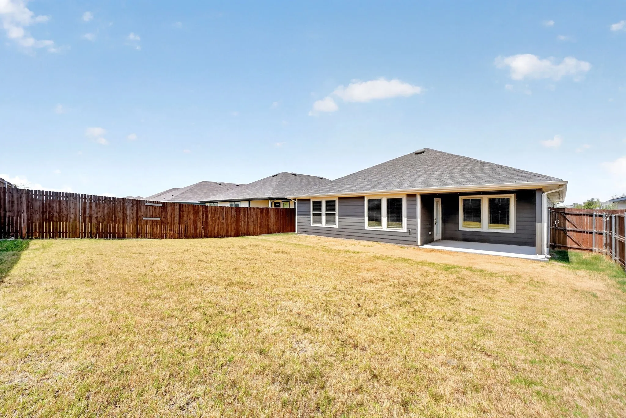 Single Family Residence For Sale in Collin County , 520 Creek End Drive, Princeton, Texas 75407, 4 Bedroom, 2 Bathroom, 2 Garage spaces, 1,746 Sqft, built in 2023, mls#21368240, Real Estate Agent in Princeton, Homes For Sale in Collin county, Homes For Sale in Princeton, Realtor in Princeton Texas, Real Estate Brokerage Independent Realty Texas, Luminita Cordes Realtor