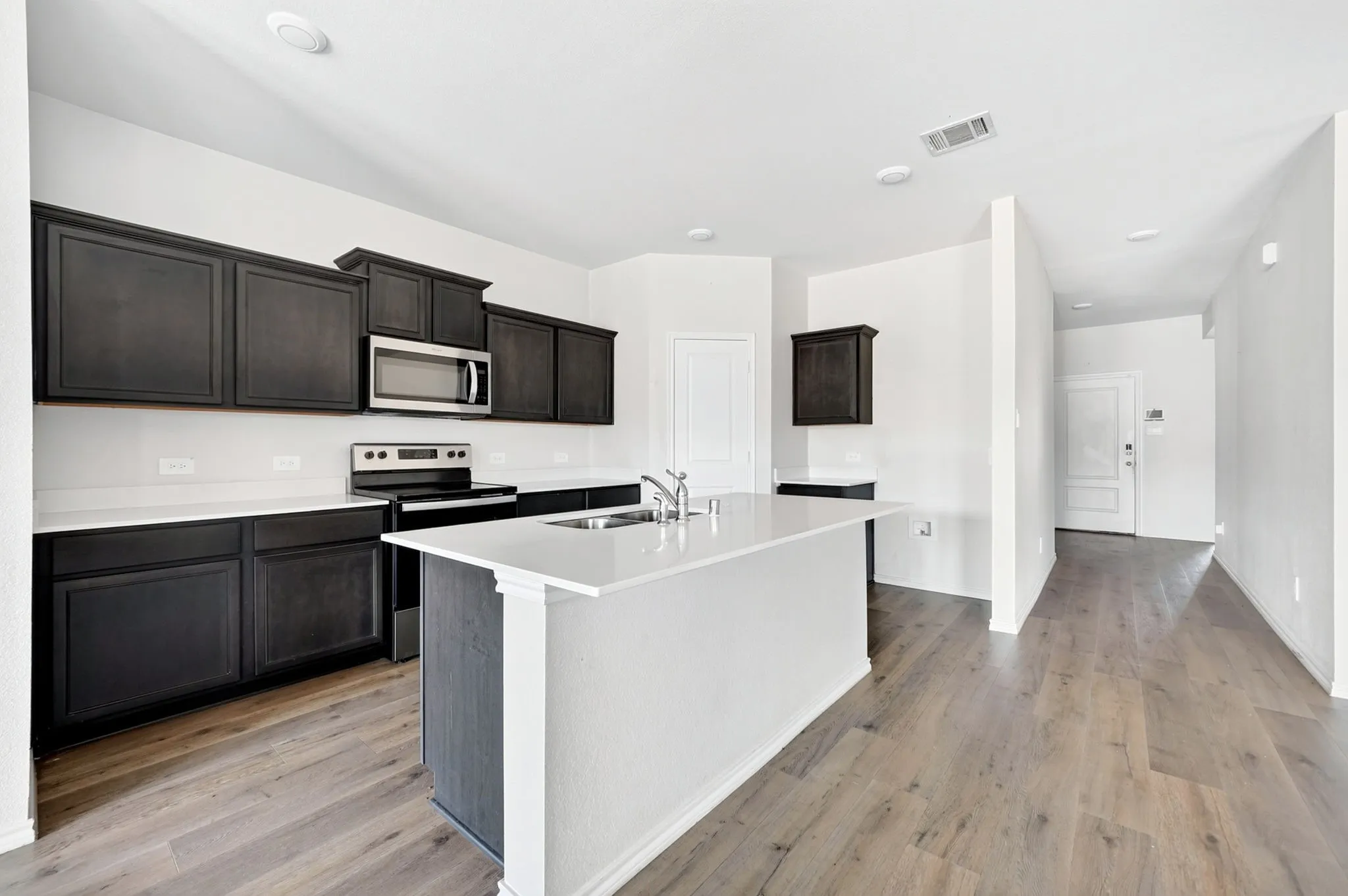 Single Family Residence For Sale in Collin County , 520 Creek End Drive, Princeton, Texas 75407, 4 Bedroom, 2 Bathroom, 2 Garage spaces, 1,746 Sqft, built in 2023, mls#21368240, Real Estate Agent in Princeton, Homes For Sale in Collin county, Homes For Sale in Princeton, Realtor in Princeton Texas, Real Estate Brokerage Independent Realty Texas, Luminita Cordes Realtor