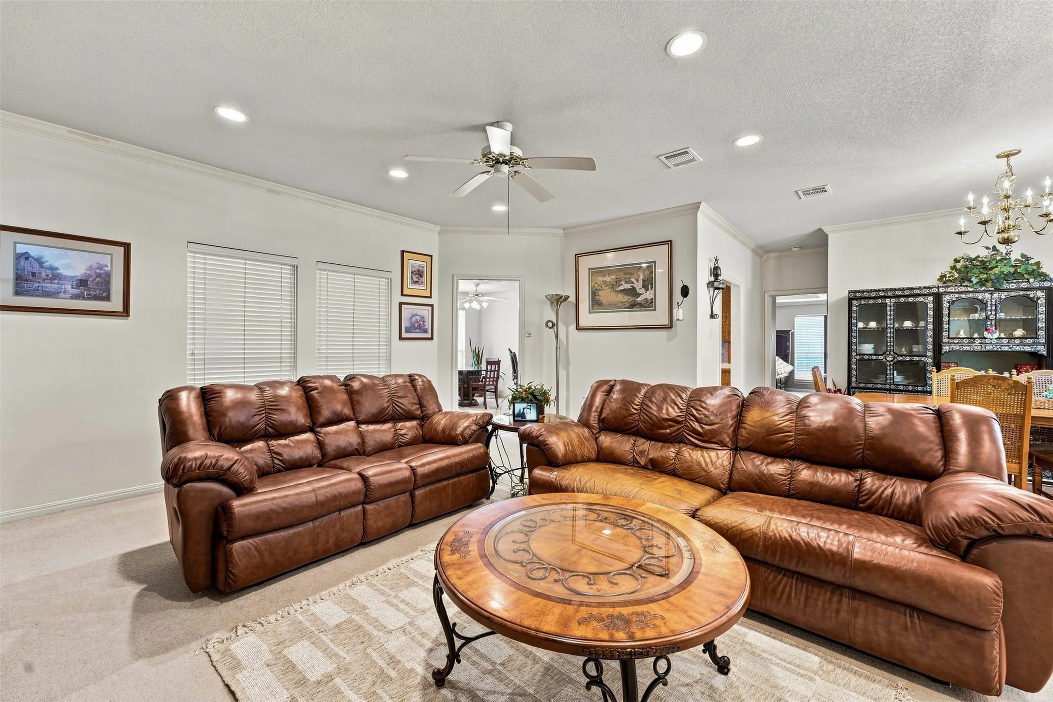 Single Family Residence For Sale in Mc Lennan County , 1209 Heatherwood, Hewitt, Texas 76643, 4 Bedroom, 3 Bathroom, 2 Garage spaces, 2,025 Sqft, built in 2001, mls#21375540, Real Estate Agent in Hewitt, Homes For Sale in Mc Lennan county, Homes For Sale in Hewitt, Realtor in Hewitt Texas, Real Estate Brokerage Independent Realty Texas, Luminita Cordes Realtor