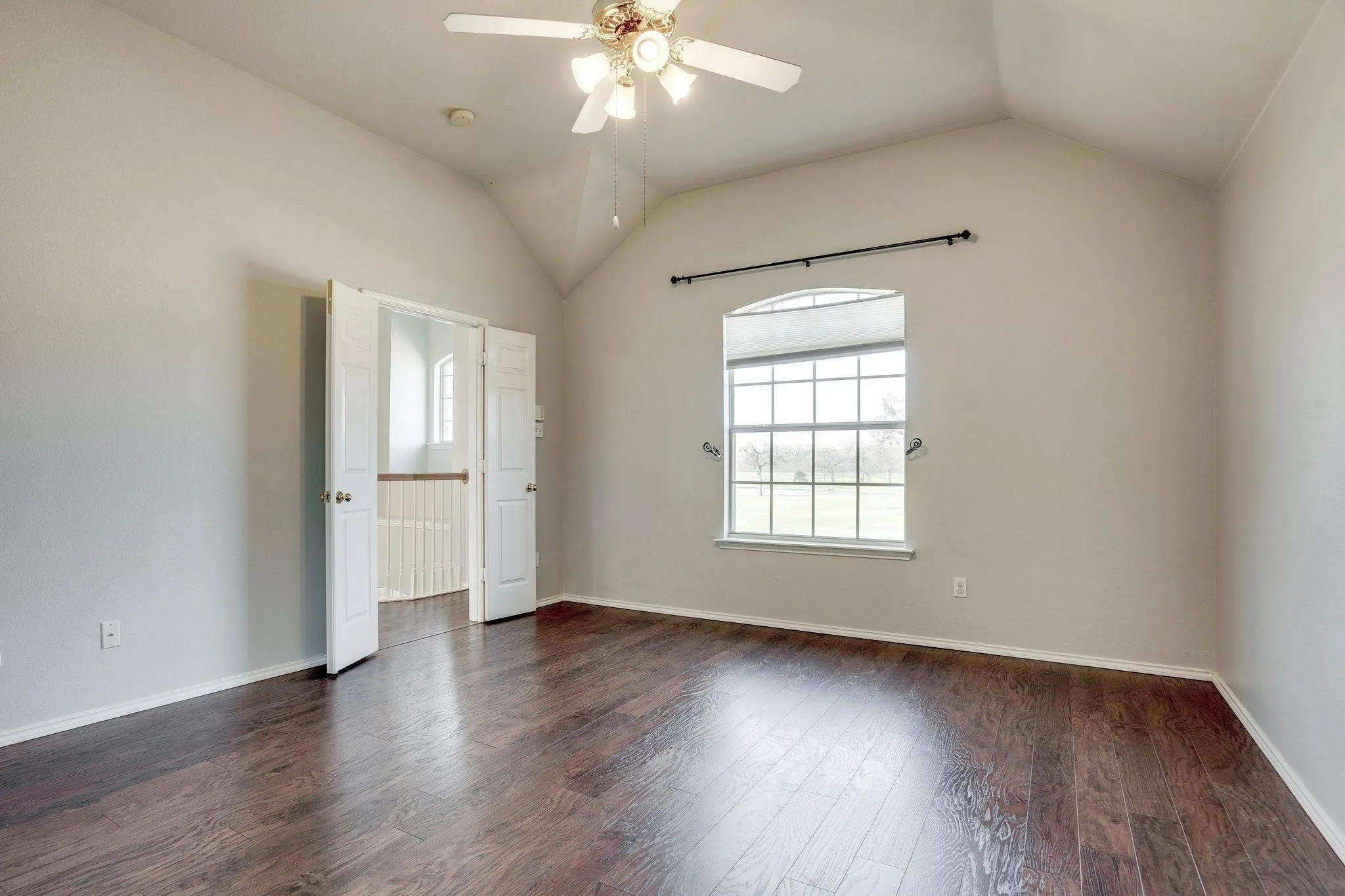 Single Family Residence For Rent in Denton County , 3816 Johnson Drive, Carrollton, Texas 75010, 4 Bedroom, 3 Bathroom, 2 Garage spaces, 2,602 Sqft, built in 1996, mls#21375571, Real Estate Agent in Carrollton, Homes For Rent in Denton county, Homes For Rent in Carrollton, Realtor in Carrollton Texas, Real Estate Brokerage Independent Realty Texas, Luminita Cordes Realtor