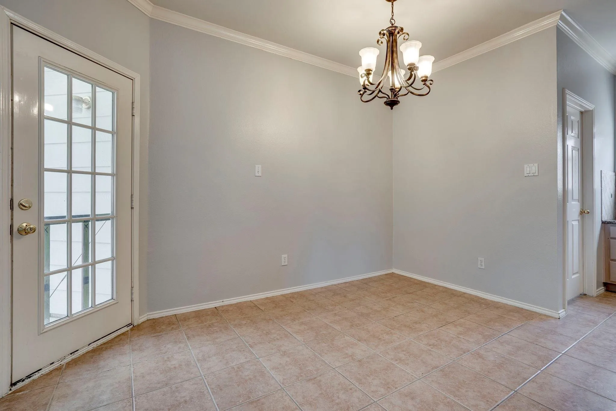 Single Family Residence For Rent in Denton County , 3816 Johnson Drive, Carrollton, Texas 75010, 4 Bedroom, 3 Bathroom, 2 Garage spaces, 2,602 Sqft, built in 1996, mls#21375571, Real Estate Agent in Carrollton, Homes For Rent in Denton county, Homes For Rent in Carrollton, Realtor in Carrollton Texas, Real Estate Brokerage Independent Realty Texas, Luminita Cordes Realtor
