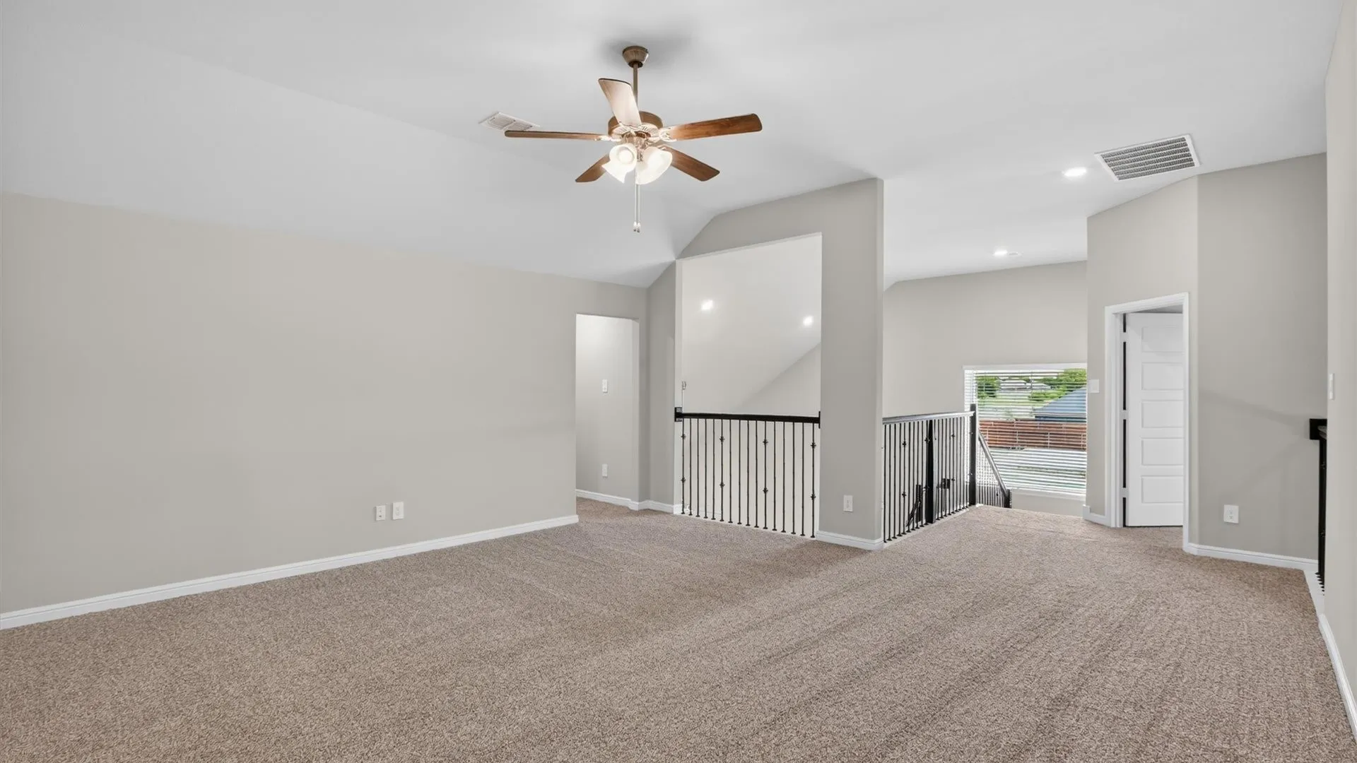 Single Family Residence For Sale in Denton County , 16816 KING SALMON Drive, Justin, Texas 76247, 5 Bedroom, 4 Bathroom, 3 Garage spaces, 3,370 Sqft, built in 2026, mls#21374323, Real Estate Agent in Justin, Homes For Sale in Denton county, Homes For Sale in Justin, Realtor in Justin Texas, Real Estate Brokerage Independent Realty Texas, Luminita Cordes Realtor