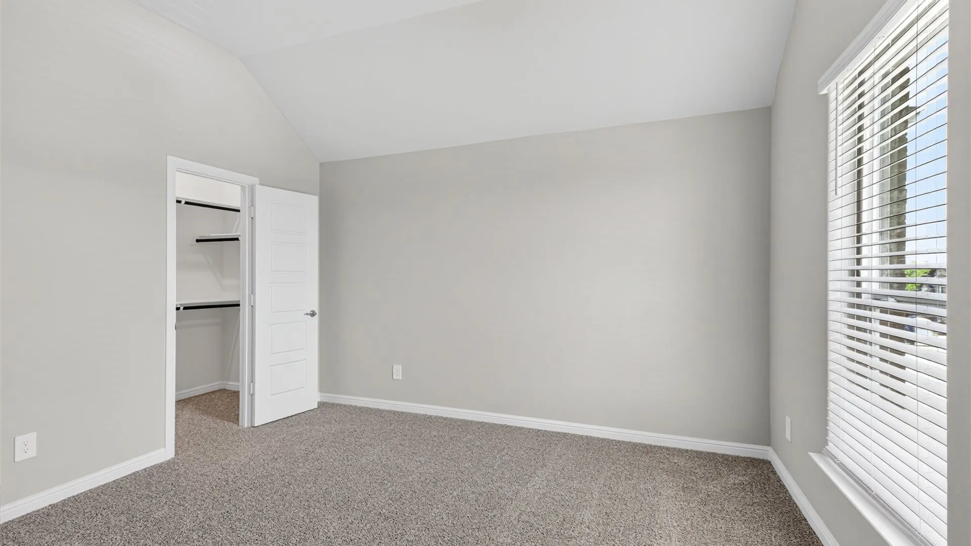 Single Family Residence For Sale in Denton County , 16816 KING SALMON Drive, Justin, Texas 76247, 5 Bedroom, 4 Bathroom, 3 Garage spaces, 3,370 Sqft, built in 2026, mls#21374323, Real Estate Agent in Justin, Homes For Sale in Denton county, Homes For Sale in Justin, Realtor in Justin Texas, Real Estate Brokerage Independent Realty Texas, Luminita Cordes Realtor