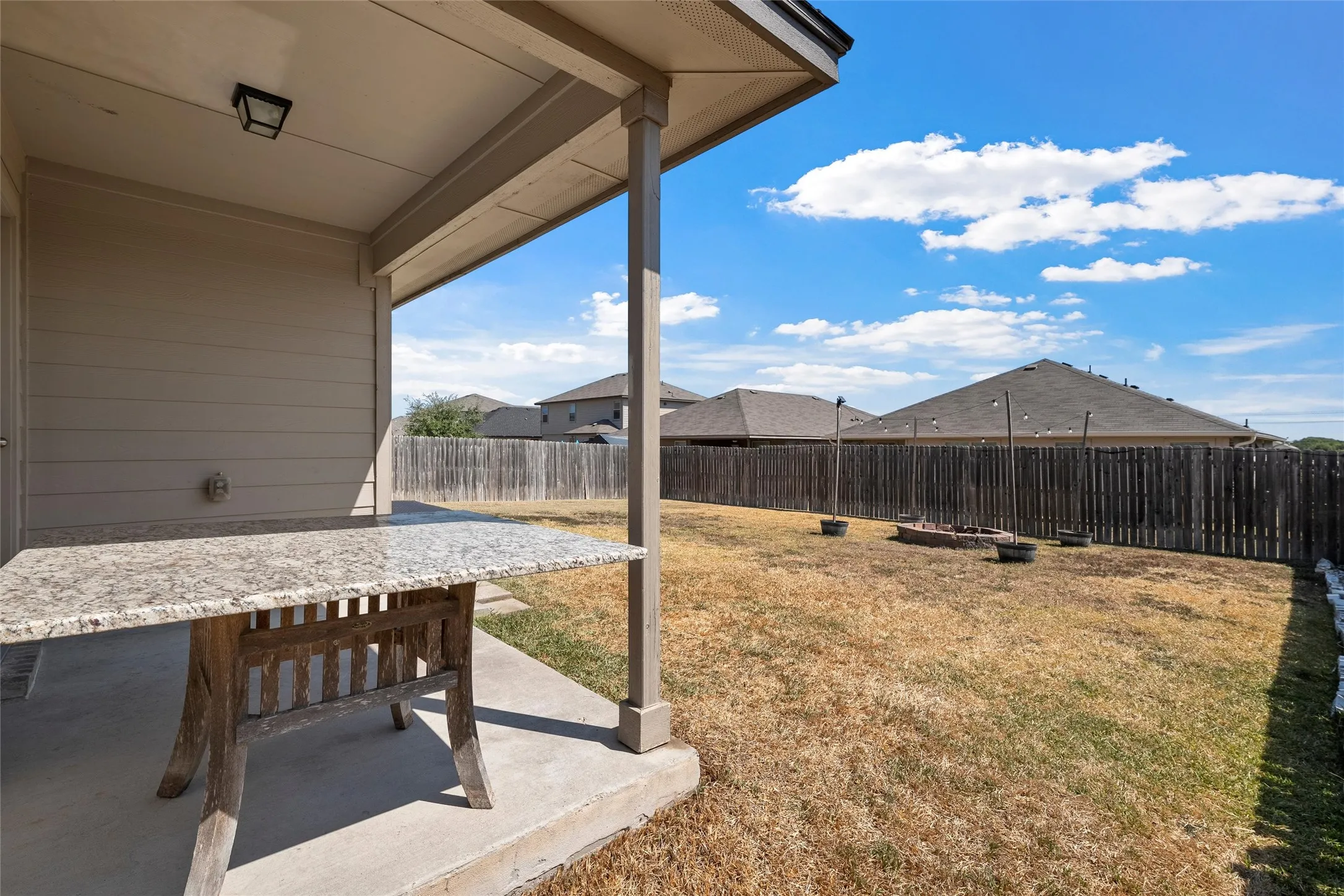 Single Family Residence For Sale in Mc Lennan County , 3016 Jackal Drive, Lorena, Texas 76655, 4 Bedroom, 2 Bathroom, 2 Garage spaces, 1,685 Sqft, built in 2019, mls#21374333, Real Estate Agent in Lorena, Homes For Sale in Mc Lennan county, Homes For Sale in Lorena, Realtor in Lorena Texas, Real Estate Brokerage Independent Realty Texas, Luminita Cordes Realtor