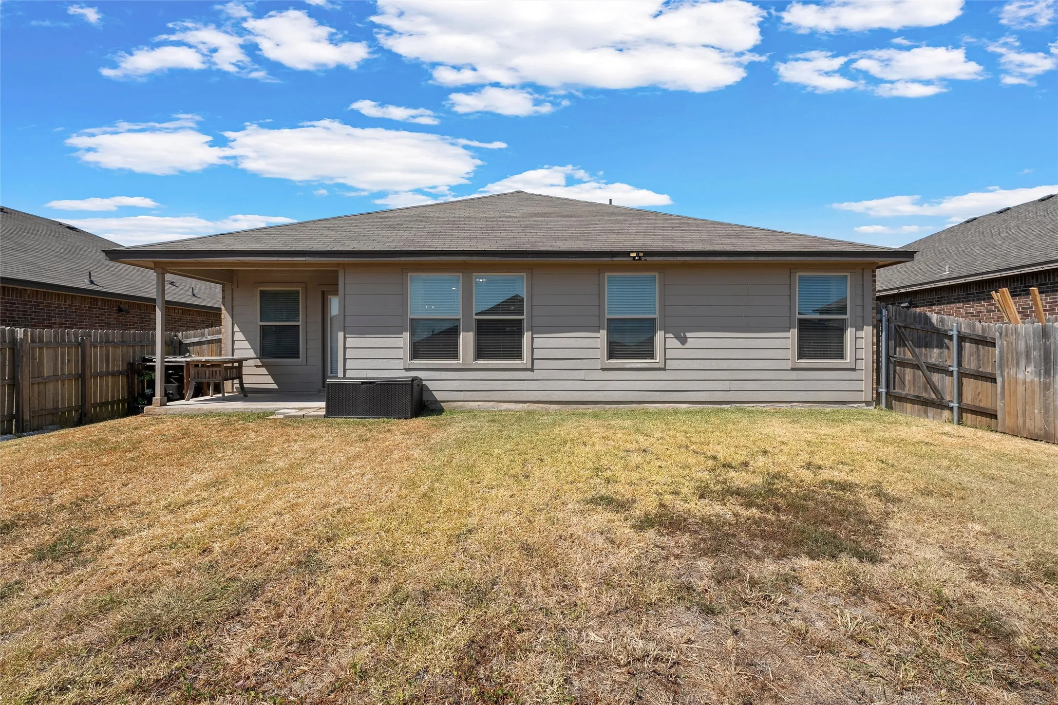 Single Family Residence For Sale in Mc Lennan County , 3016 Jackal Drive, Lorena, Texas 76655, 4 Bedroom, 2 Bathroom, 2 Garage spaces, 1,685 Sqft, built in 2019, mls#21374333, Real Estate Agent in Lorena, Homes For Sale in Mc Lennan county, Homes For Sale in Lorena, Realtor in Lorena Texas, Real Estate Brokerage Independent Realty Texas, Luminita Cordes Realtor