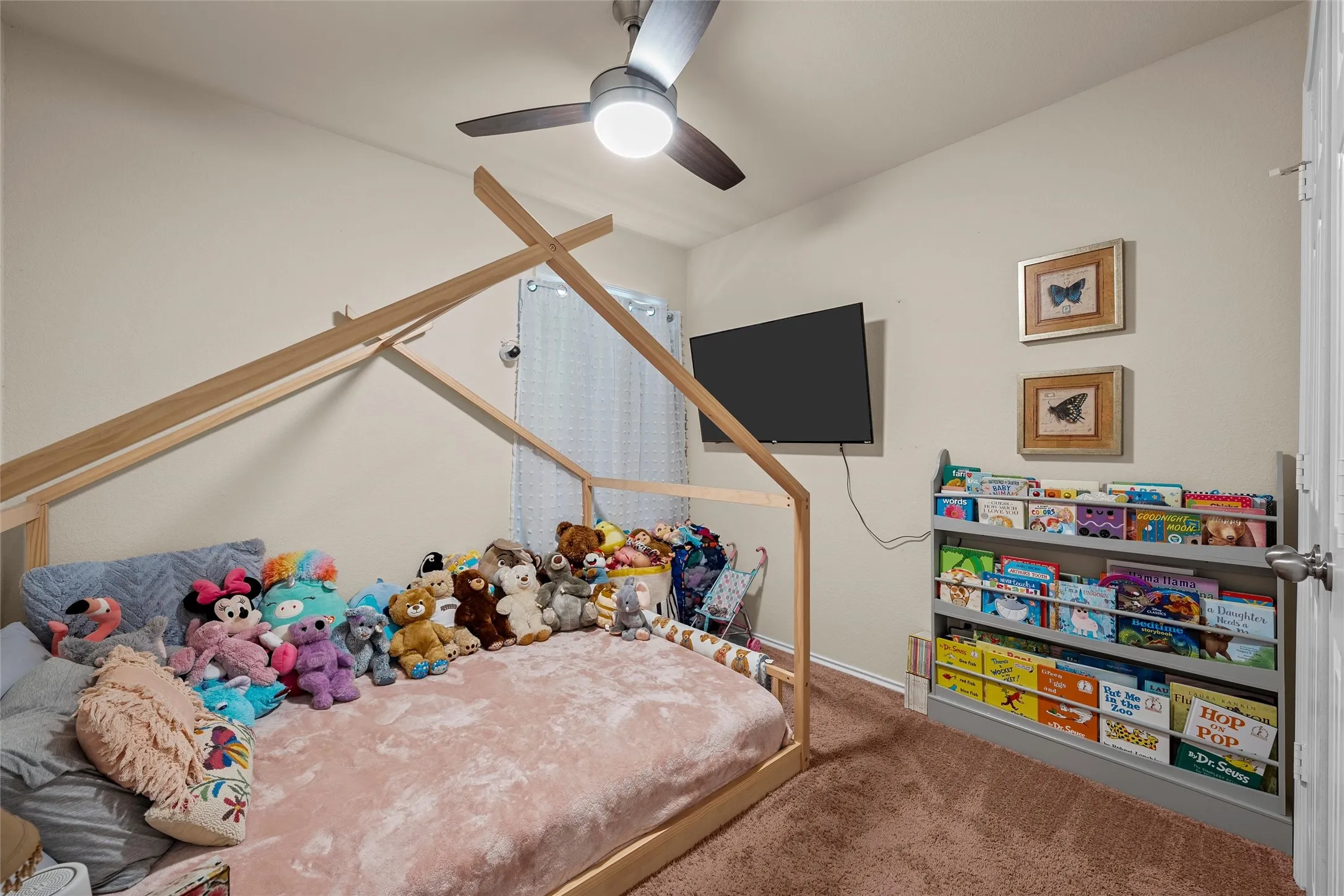 Single Family Residence For Sale in Mc Lennan County , 3016 Jackal Drive, Lorena, Texas 76655, 4 Bedroom, 2 Bathroom, 2 Garage spaces, 1,685 Sqft, built in 2019, mls#21374333, Real Estate Agent in Lorena, Homes For Sale in Mc Lennan county, Homes For Sale in Lorena, Realtor in Lorena Texas, Real Estate Brokerage Independent Realty Texas, Luminita Cordes Realtor