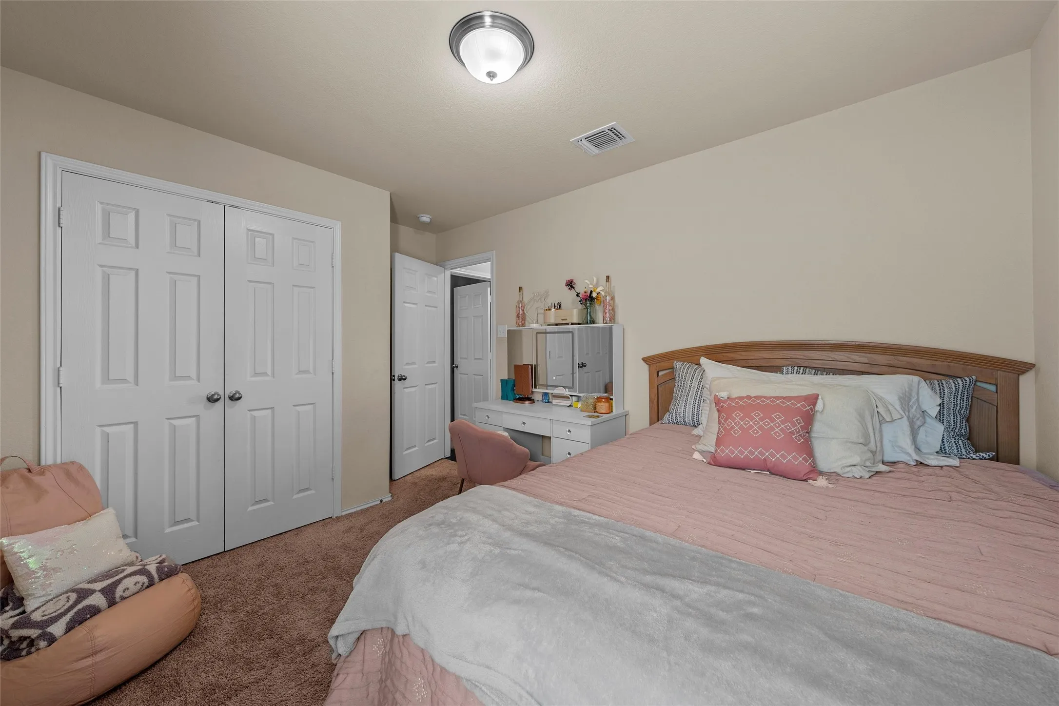 Single Family Residence For Sale in Mc Lennan County , 3016 Jackal Drive, Lorena, Texas 76655, 4 Bedroom, 2 Bathroom, 2 Garage spaces, 1,685 Sqft, built in 2019, mls#21374333, Real Estate Agent in Lorena, Homes For Sale in Mc Lennan county, Homes For Sale in Lorena, Realtor in Lorena Texas, Real Estate Brokerage Independent Realty Texas, Luminita Cordes Realtor