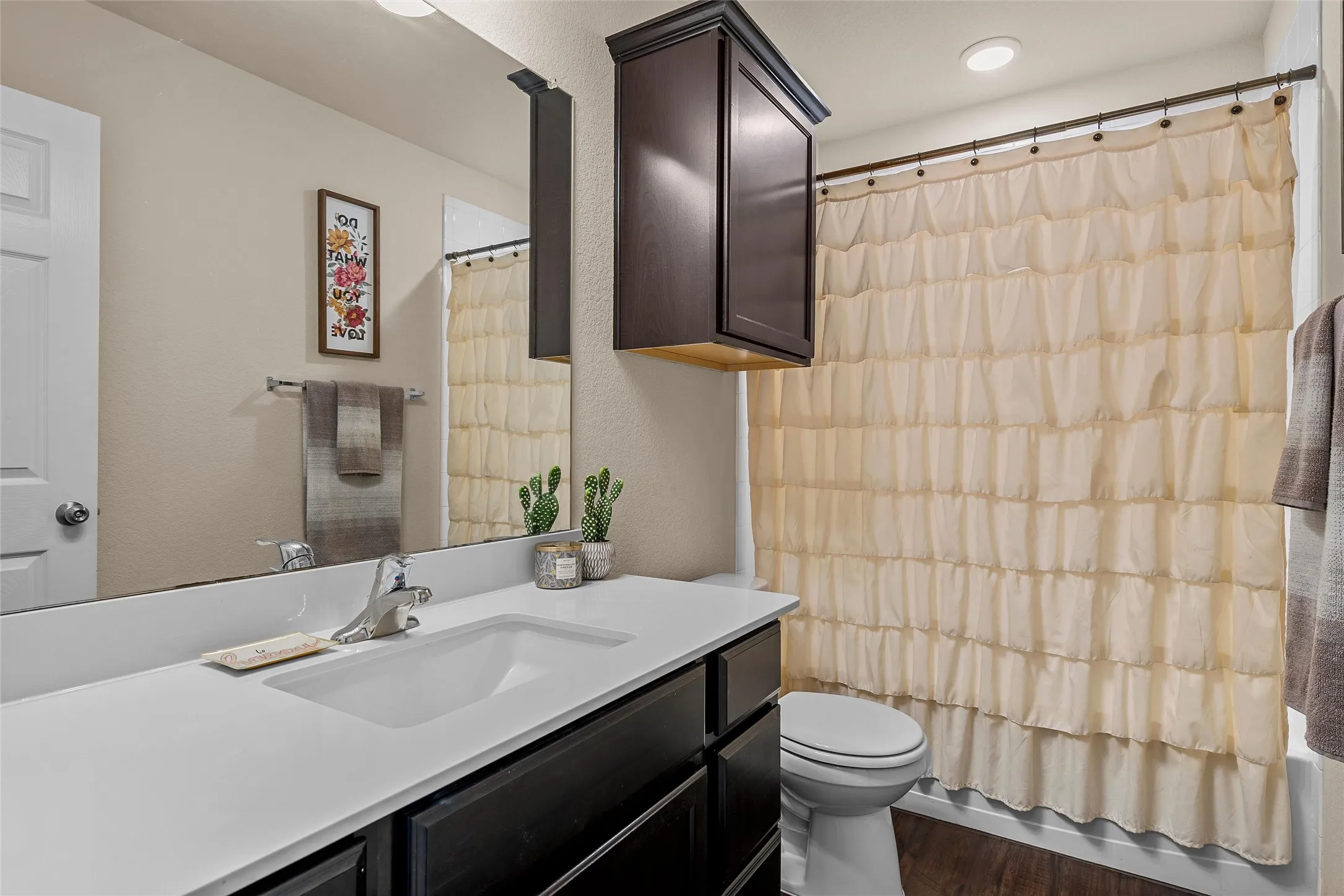 Single Family Residence For Sale in Mc Lennan County , 3016 Jackal Drive, Lorena, Texas 76655, 4 Bedroom, 2 Bathroom, 2 Garage spaces, 1,685 Sqft, built in 2019, mls#21374333, Real Estate Agent in Lorena, Homes For Sale in Mc Lennan county, Homes For Sale in Lorena, Realtor in Lorena Texas, Real Estate Brokerage Independent Realty Texas, Luminita Cordes Realtor