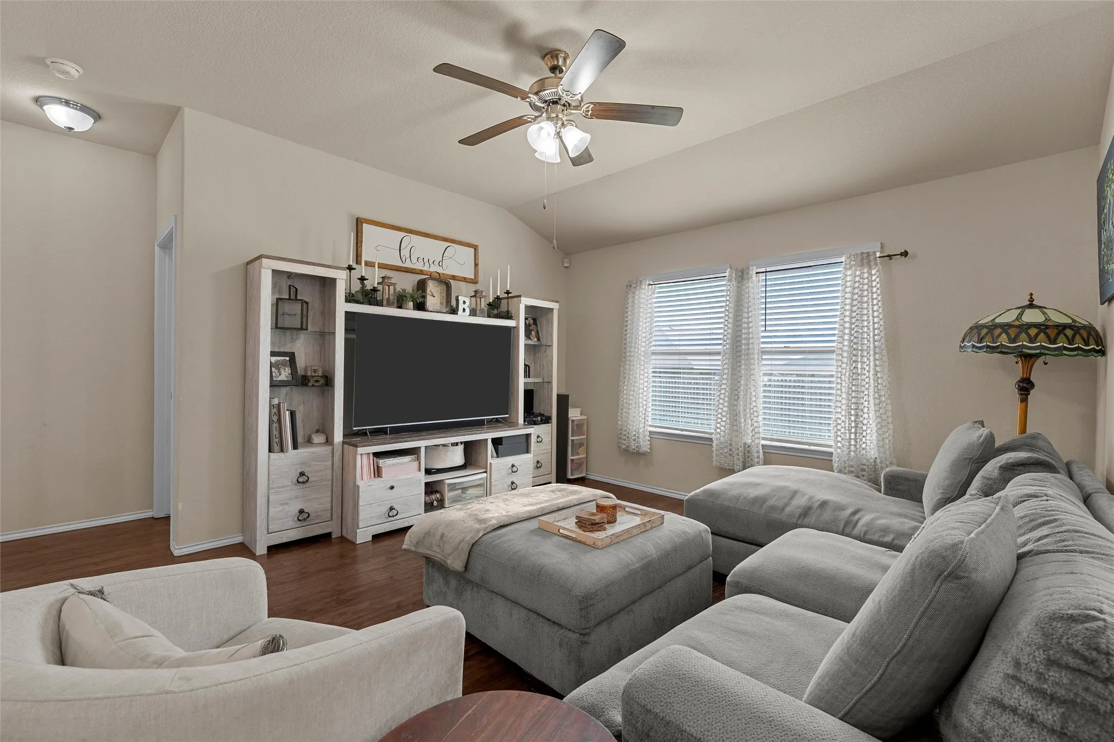 Single Family Residence For Sale in Mc Lennan County , 3016 Jackal Drive, Lorena, Texas 76655, 4 Bedroom, 2 Bathroom, 2 Garage spaces, 1,685 Sqft, built in 2019, mls#21374333, Real Estate Agent in Lorena, Homes For Sale in Mc Lennan county, Homes For Sale in Lorena, Realtor in Lorena Texas, Real Estate Brokerage Independent Realty Texas, Luminita Cordes Realtor