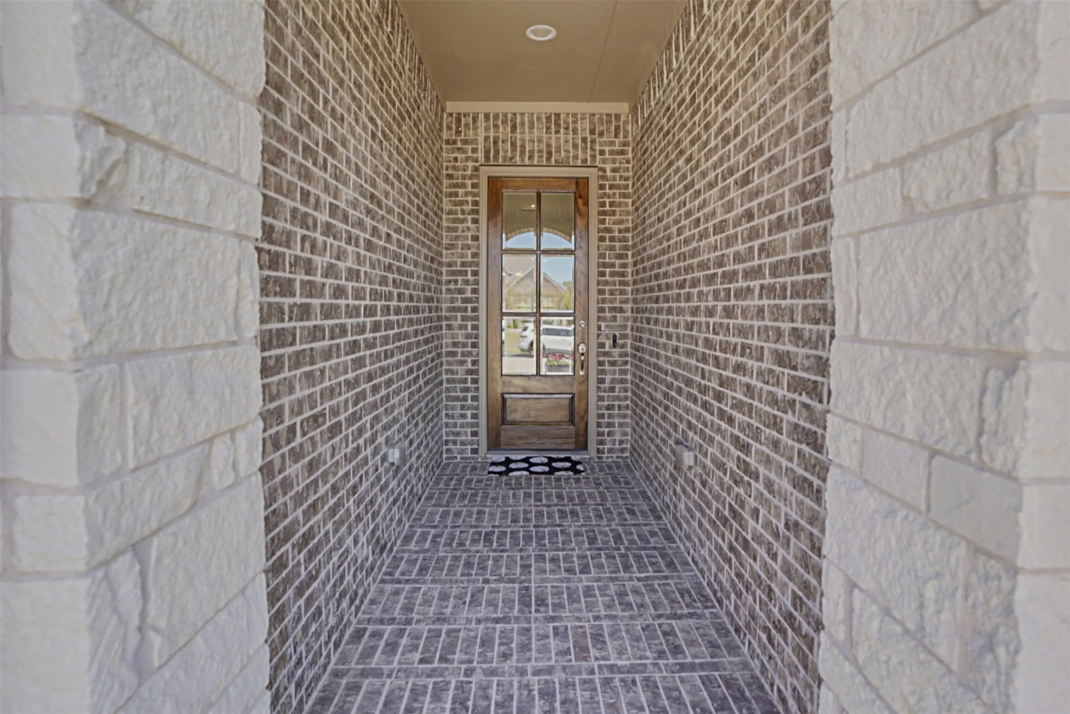 Single Family Residence For Sale in Collin County , 2700 Gillingham Lane, Mc Kinney, Texas 75071, 3 Bedroom, 2 Bathroom, 2 Garage spaces, 2,179 Sqft, built in 2020, mls#21375568, Real Estate Agent in Mc Kinney, Homes For Sale in Collin county, Homes For Sale in Mc Kinney, Realtor in Mc Kinney Texas, Real Estate Brokerage Independent Realty Texas, Luminita Cordes Realtor