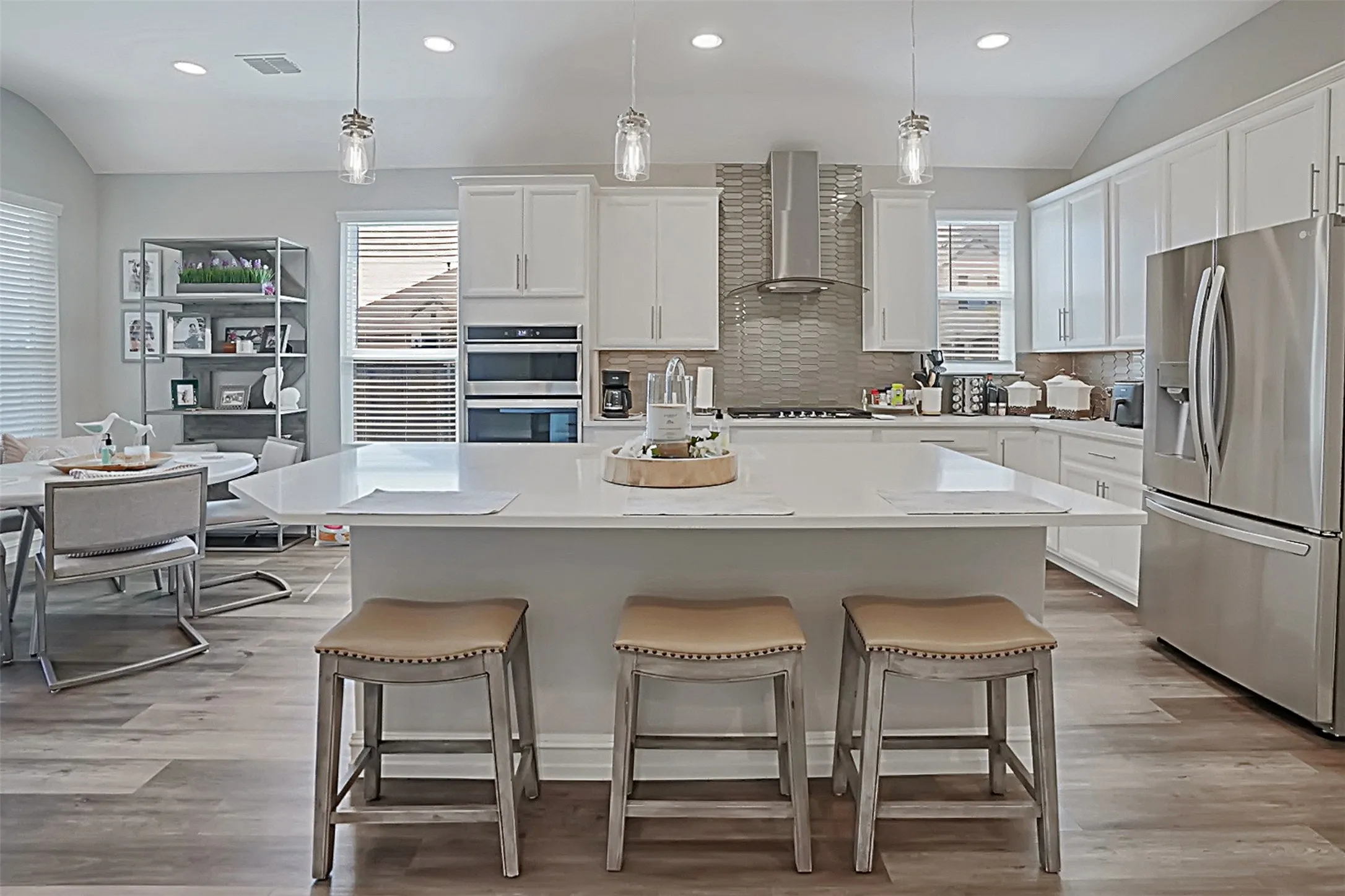 Single Family Residence For Sale in Collin County , 2700 Gillingham Lane, Mc Kinney, Texas 75071, 3 Bedroom, 2 Bathroom, 2 Garage spaces, 2,179 Sqft, built in 2020, mls#21375568, Real Estate Agent in Mc Kinney, Homes For Sale in Collin county, Homes For Sale in Mc Kinney, Realtor in Mc Kinney Texas, Real Estate Brokerage Independent Realty Texas, Luminita Cordes Realtor